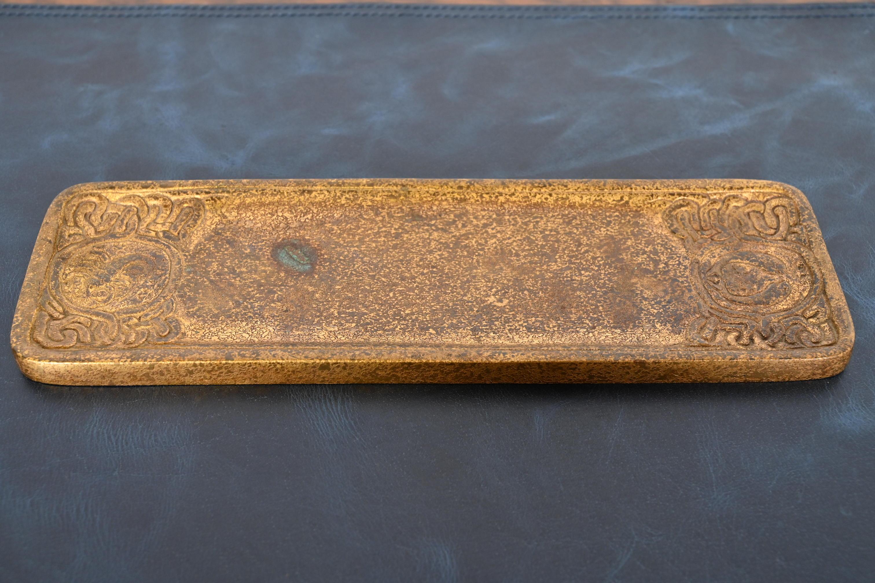 Tiffany Studios New York Zodiac Muster Bronze Doré Stift Tablett (amerikanisch) im Angebot
