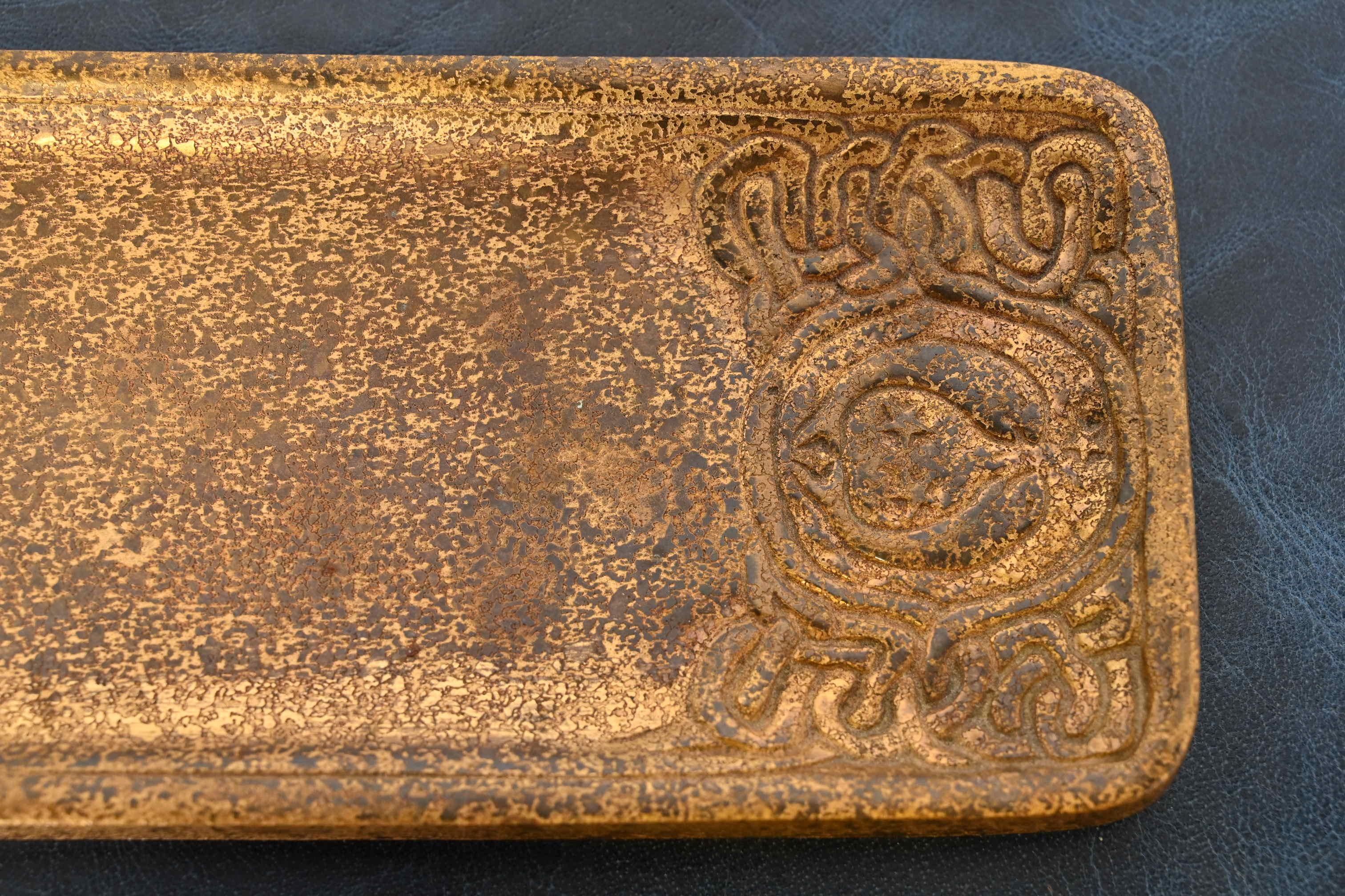 Tiffany Studios New York Zodiac Muster Bronze Doré Stift Tablett im Angebot 3