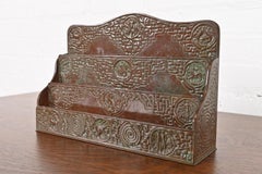Tiffany Studios New York Zodiac Pattern Portalettere in bronzo