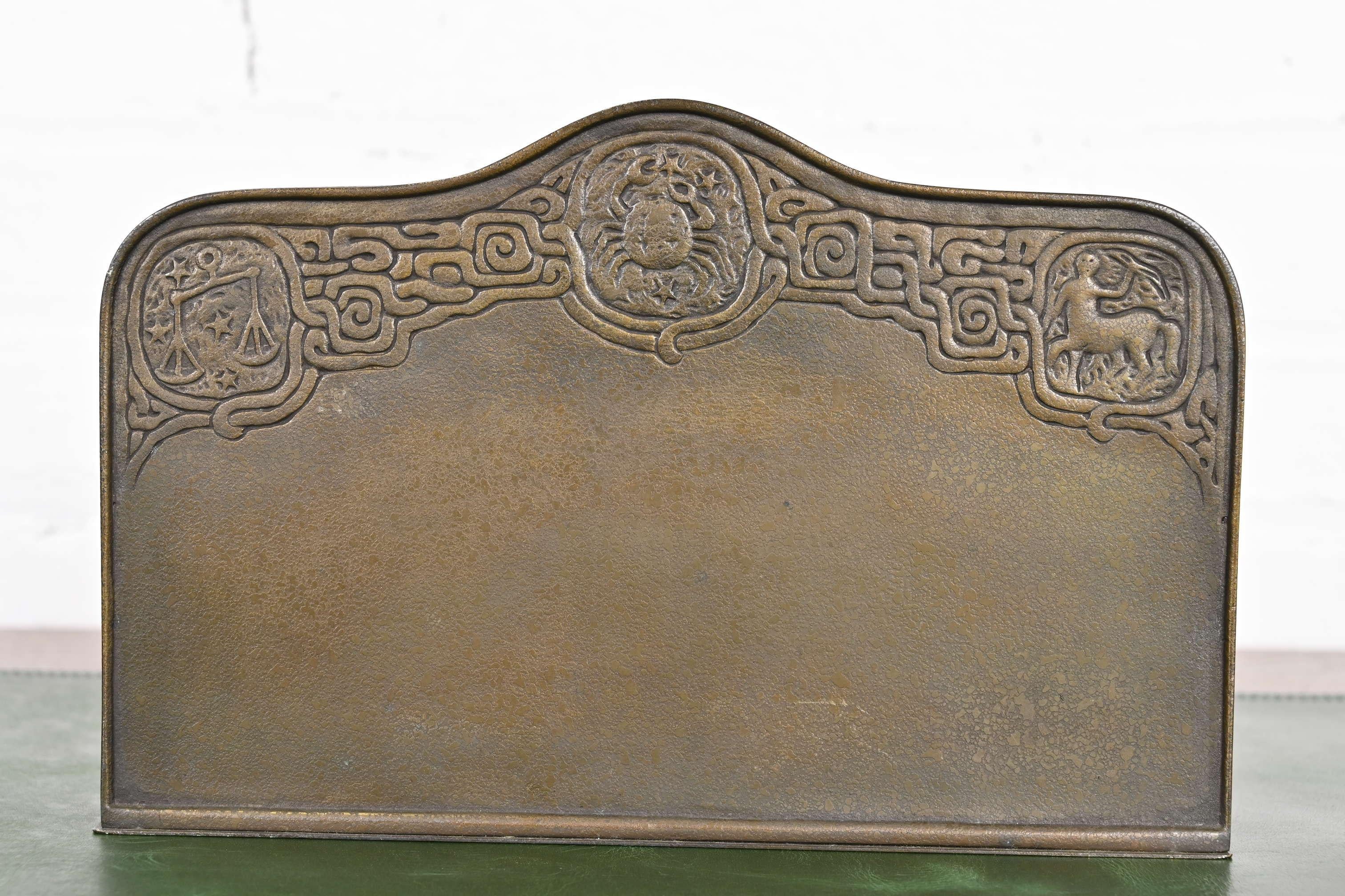 Bronzo Tiffany Studios New York Zodiac Pattern Portalettere in bronzo in vendita