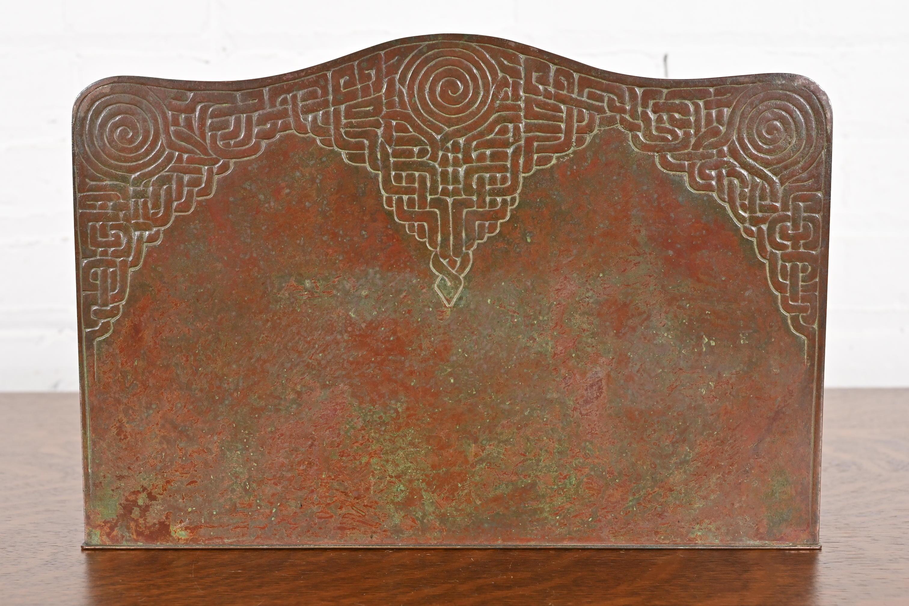Tiffany Studios New York Zodiac Pattern Portalettere in bronzo in vendita 1