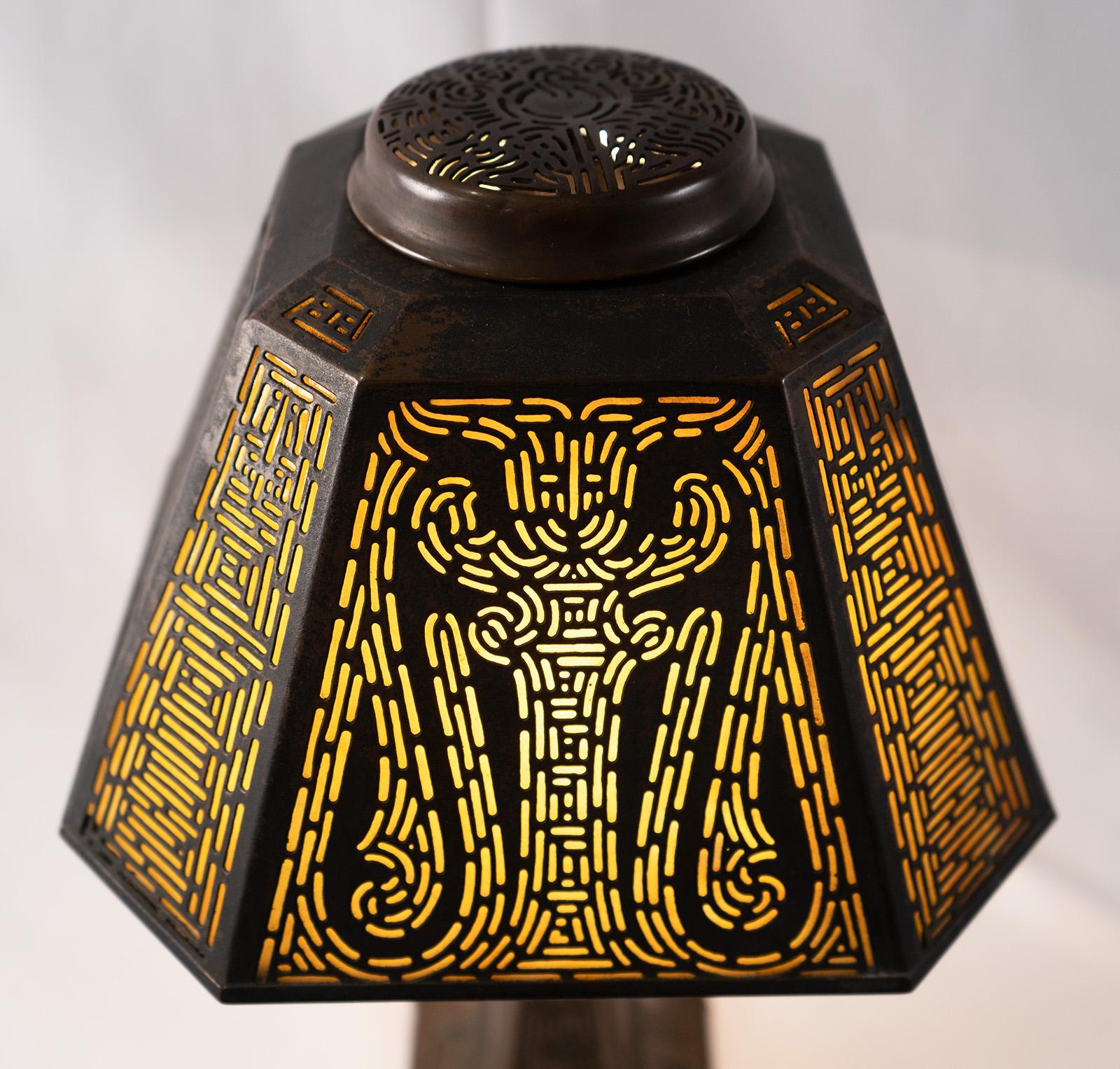 Art Deco Tiffany Studios Oriental Pattern Table Lamp For Sale