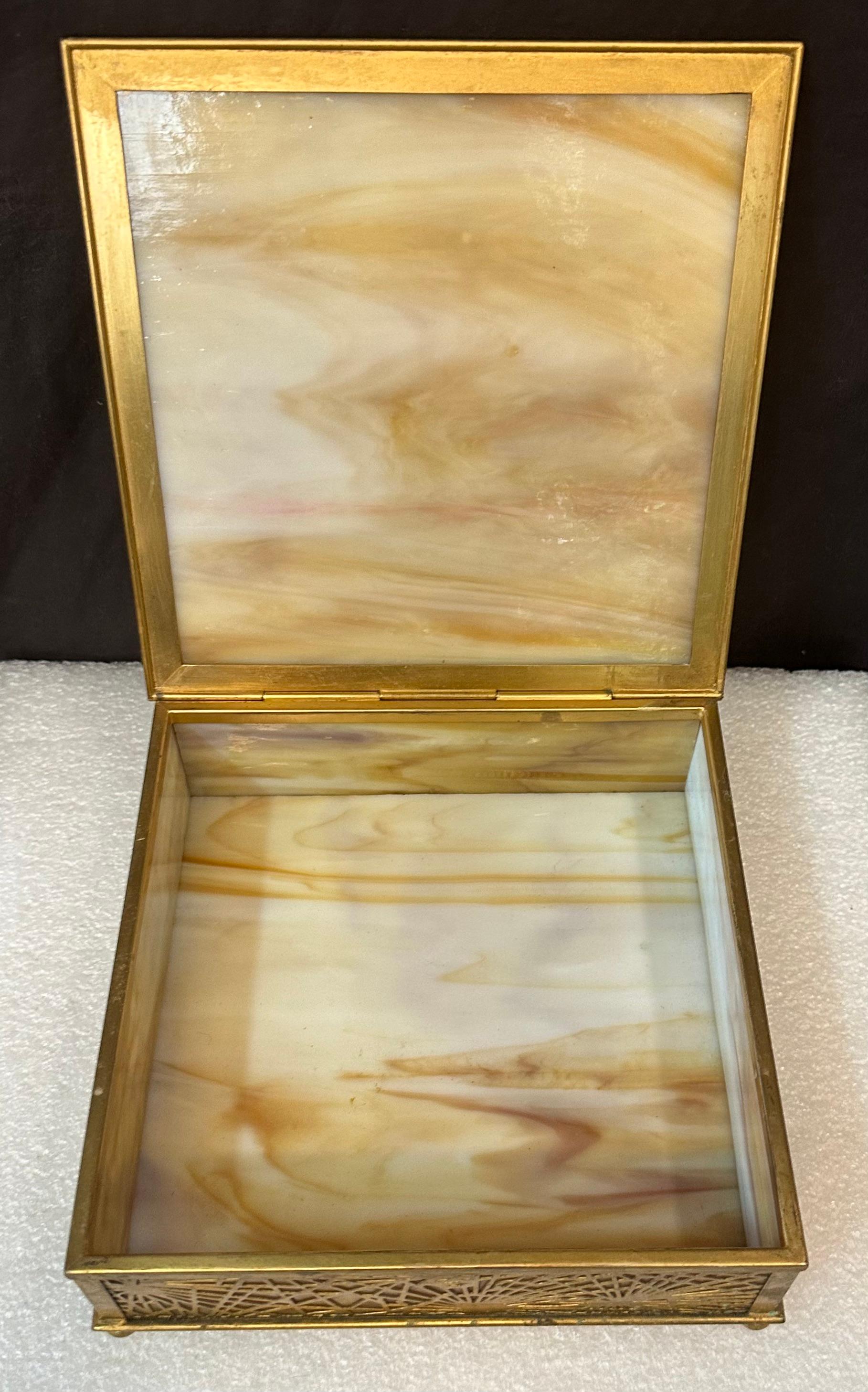 Esta caja 