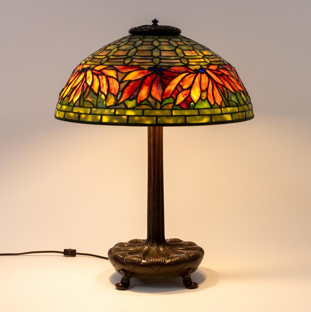 Tiffany Studios Poinsettia Tischlampe im Angebot 6