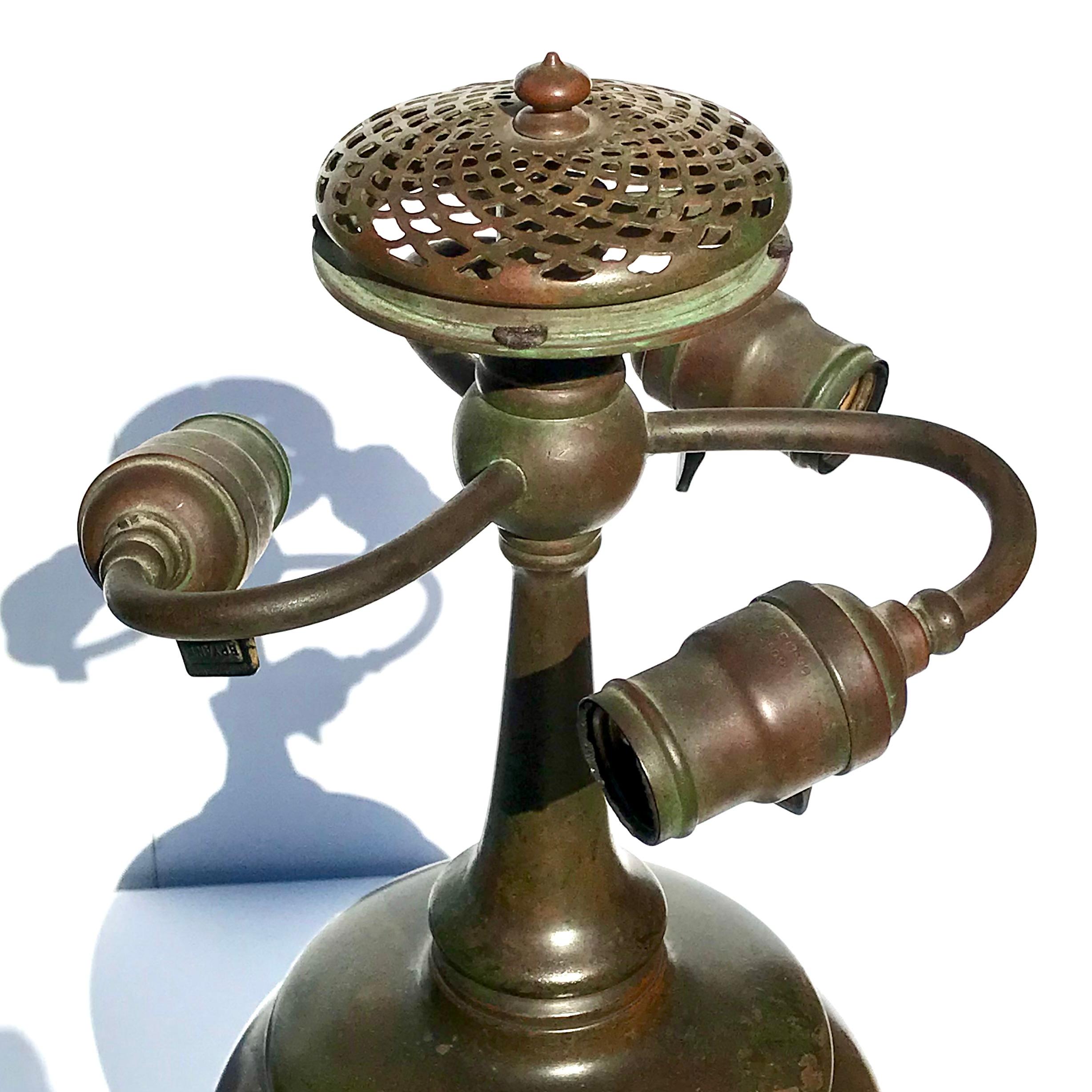 Bronze Tiffany Studios Pomegranate Table Lamp For Sale