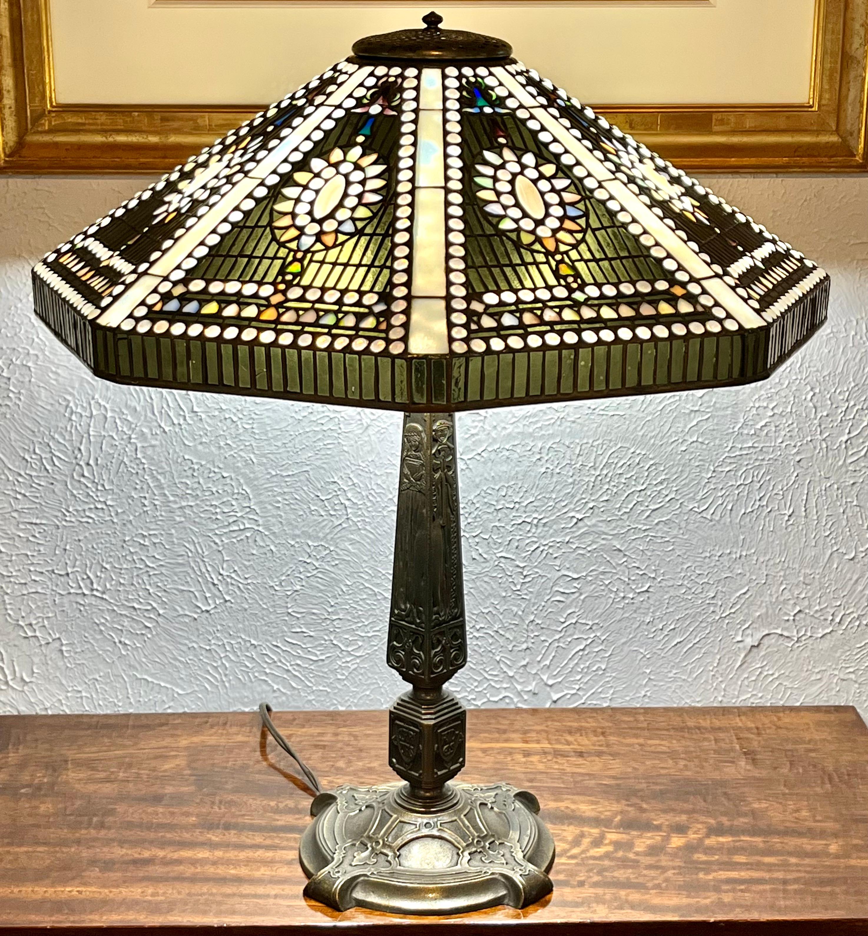 Tiffany Studios Rare lampe de table Empire Jewel en vente 11
