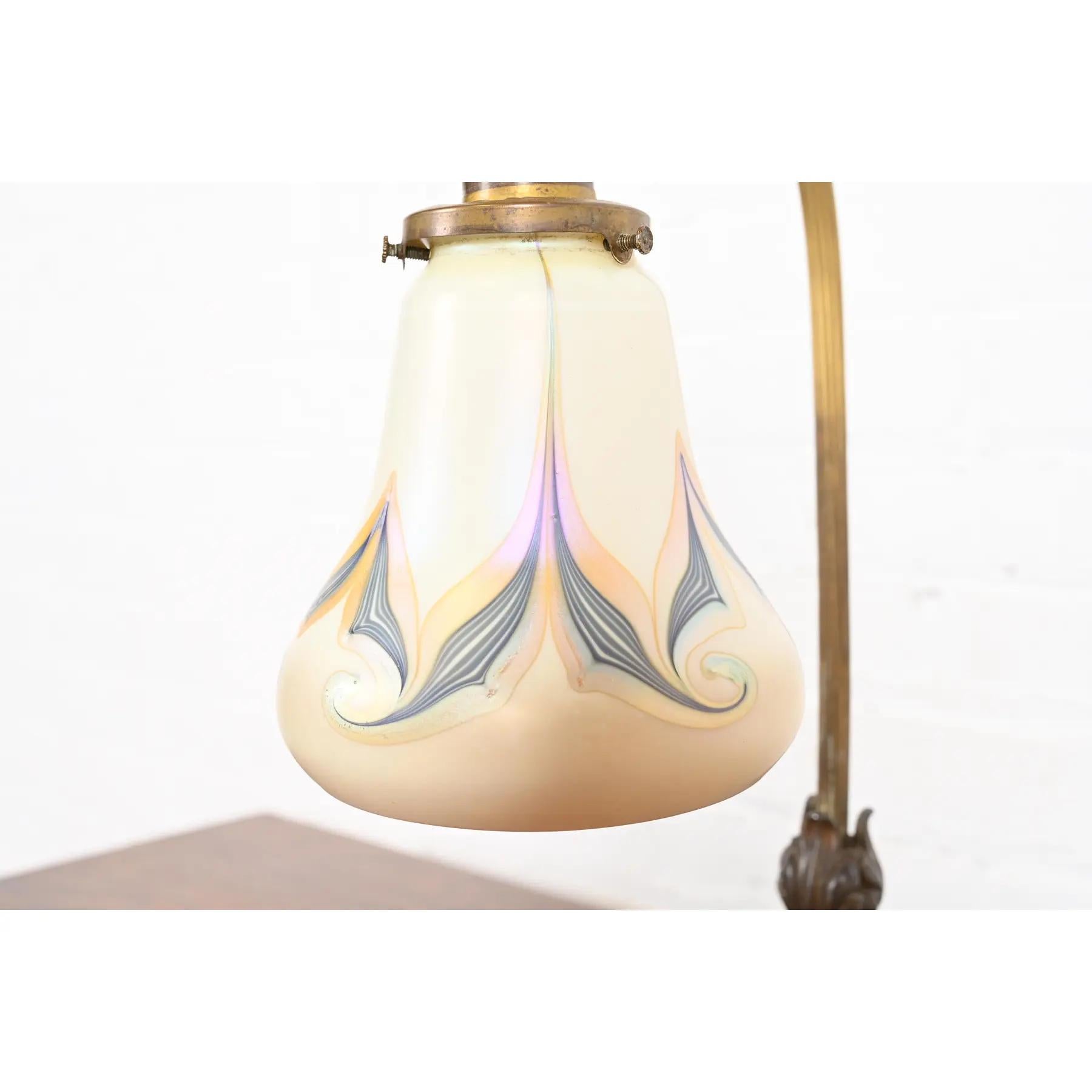 Mid-20th Century Tiffany Studios Style Antique Art Nouveau Desk Lamp With Quezal Art Glass Shade For Sale