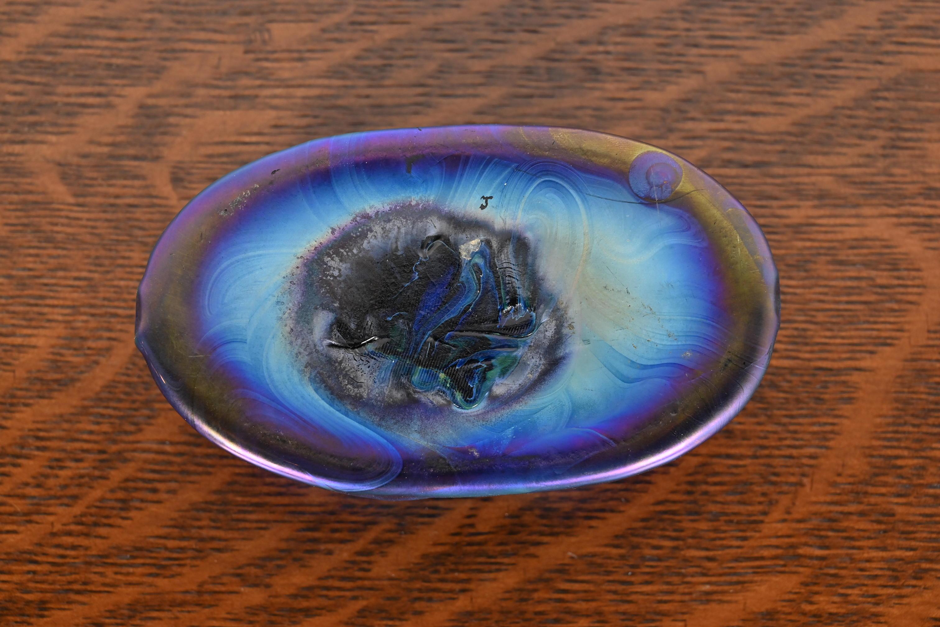 Tiffany Studios Style Iridescent Favrile Glass Scarab Paperweight For Sale 5