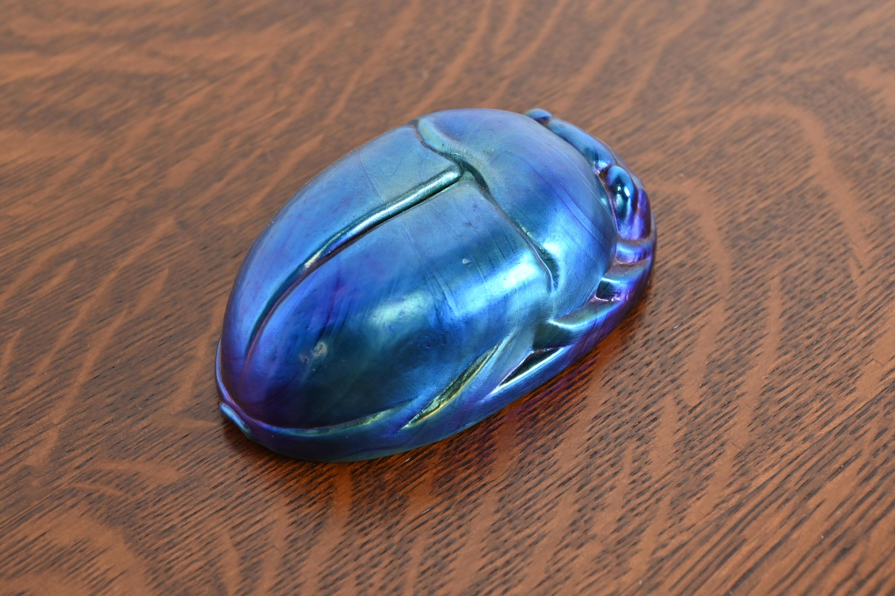 Tiffany Studios Style Iridescent Favrile Glass Scarab Paperweight In Good Condition For Sale In South Bend, IN