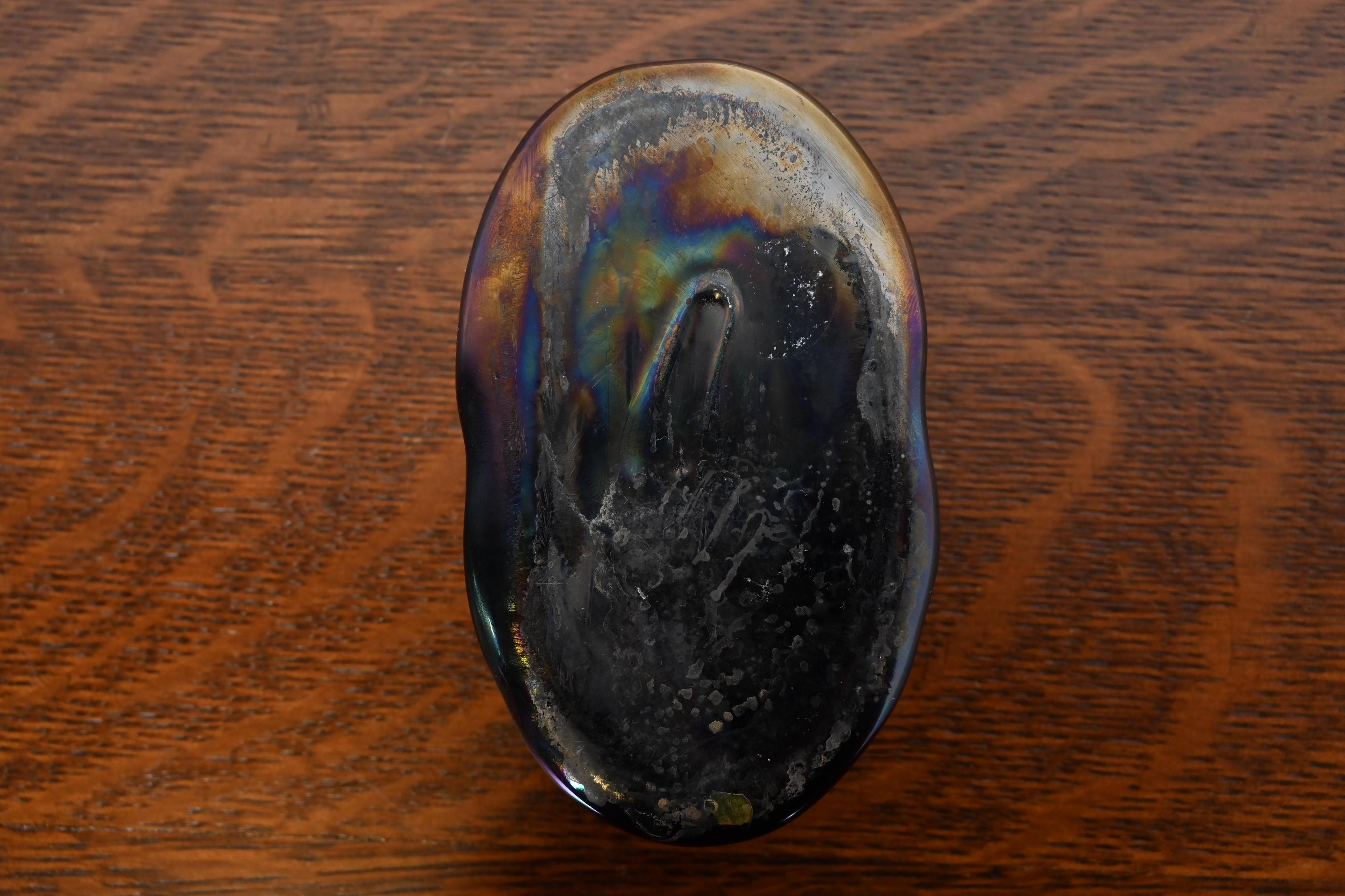 Tiffany Studios Style Iridescent Favrile Glass Scarab Paperweight For Sale 1
