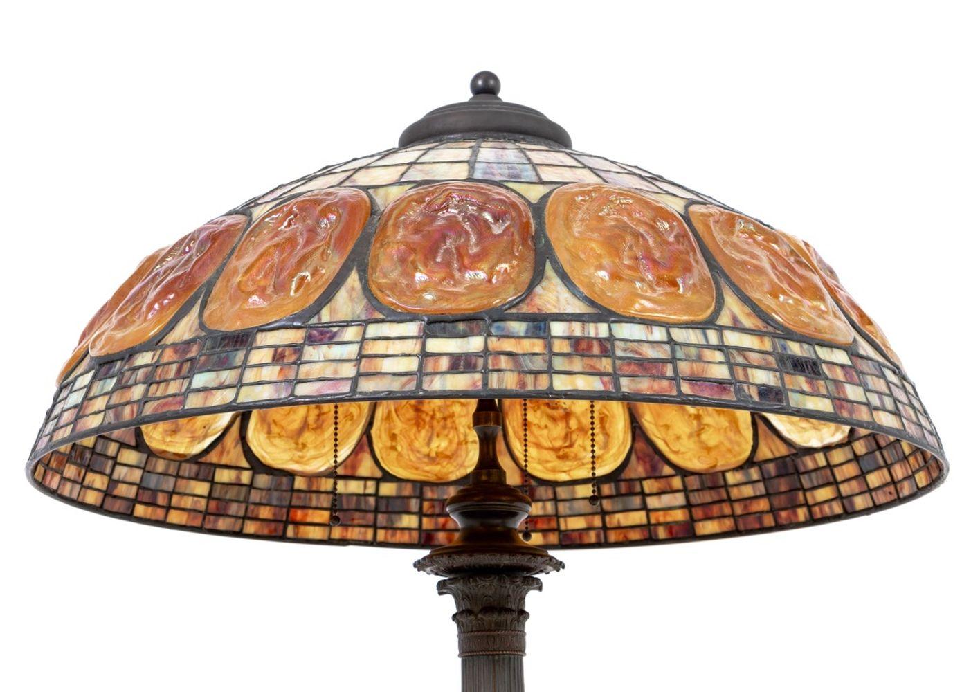 Aesthetic Movement Tiffany Studios Style Slag Glass Bronze Table Lamp For Sale