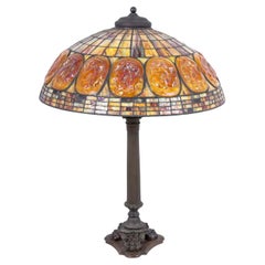 Lampe de bureau de style Tiffany Studios en verre de scorie et bronze