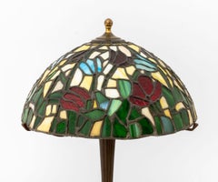 Tiffany Studios Style Stained Glass Table Lamp