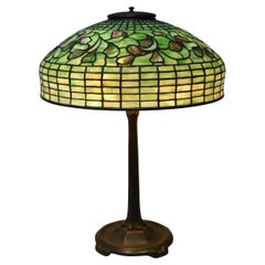 Tiffany Studios Lampe en verre au plomb "Swirling Leaf" 18", grande lampe d'appoint 23" H