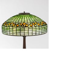 Tiffany Studios "Swirling Lemon Leaf" Table Lamp
