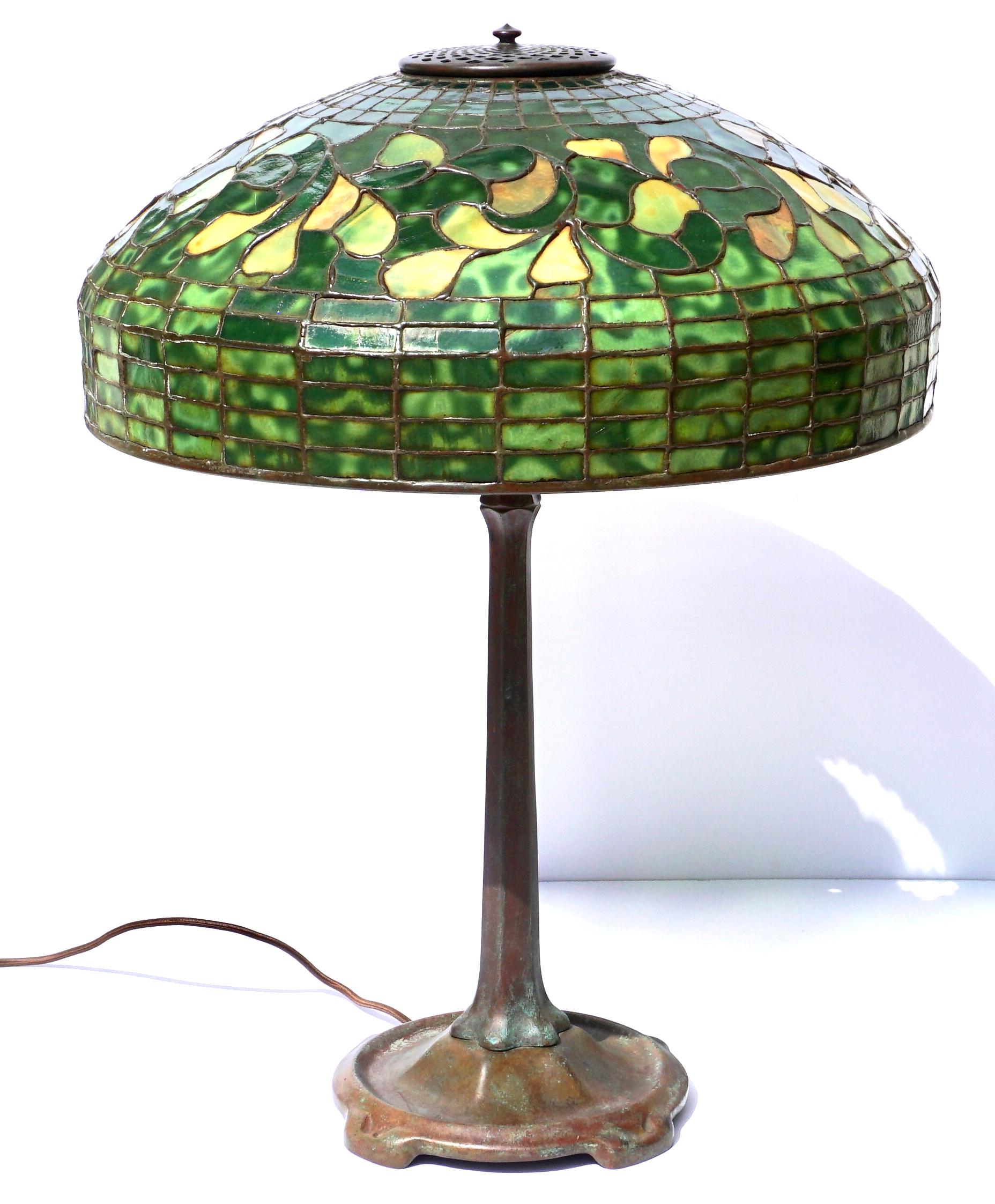 American Tiffany Studios Swirling Lemon Leaf Table Lamp For Sale