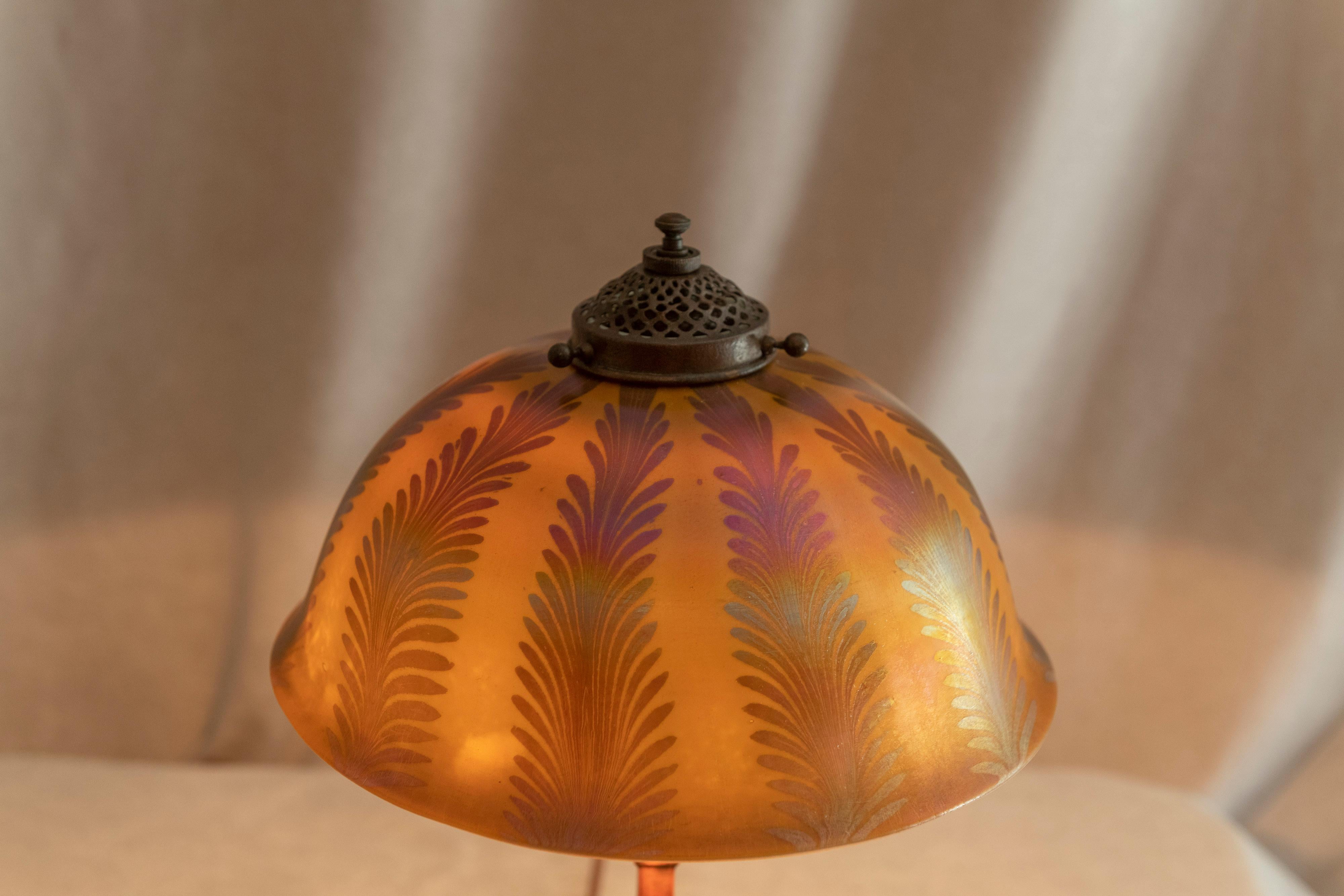 American Tiffany Studios Table Lamp w/Hand Blown Art Glass Shade, All Signed, ca. 1905