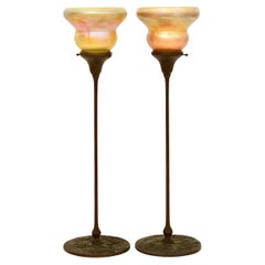 Bougeoirs Tiffany Studios avec abat-jour en plume d'oie "Circa 1910".