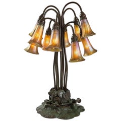 Tiffany Studios "Zehn-Licht-Lilie" Tischlampe