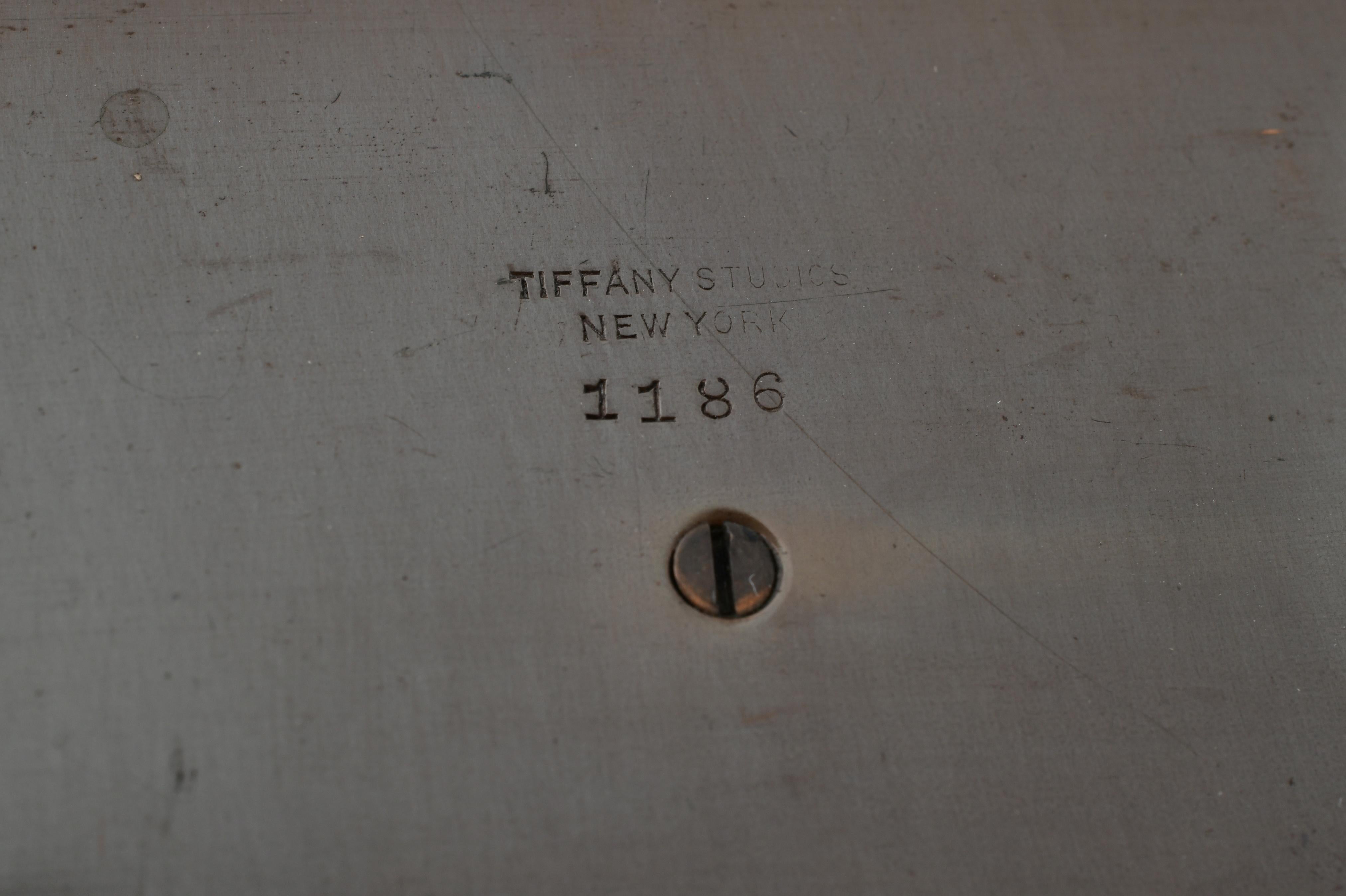 Tiffany Studios Thirteen-Piece 'American Indian' Desk Set For Sale 9