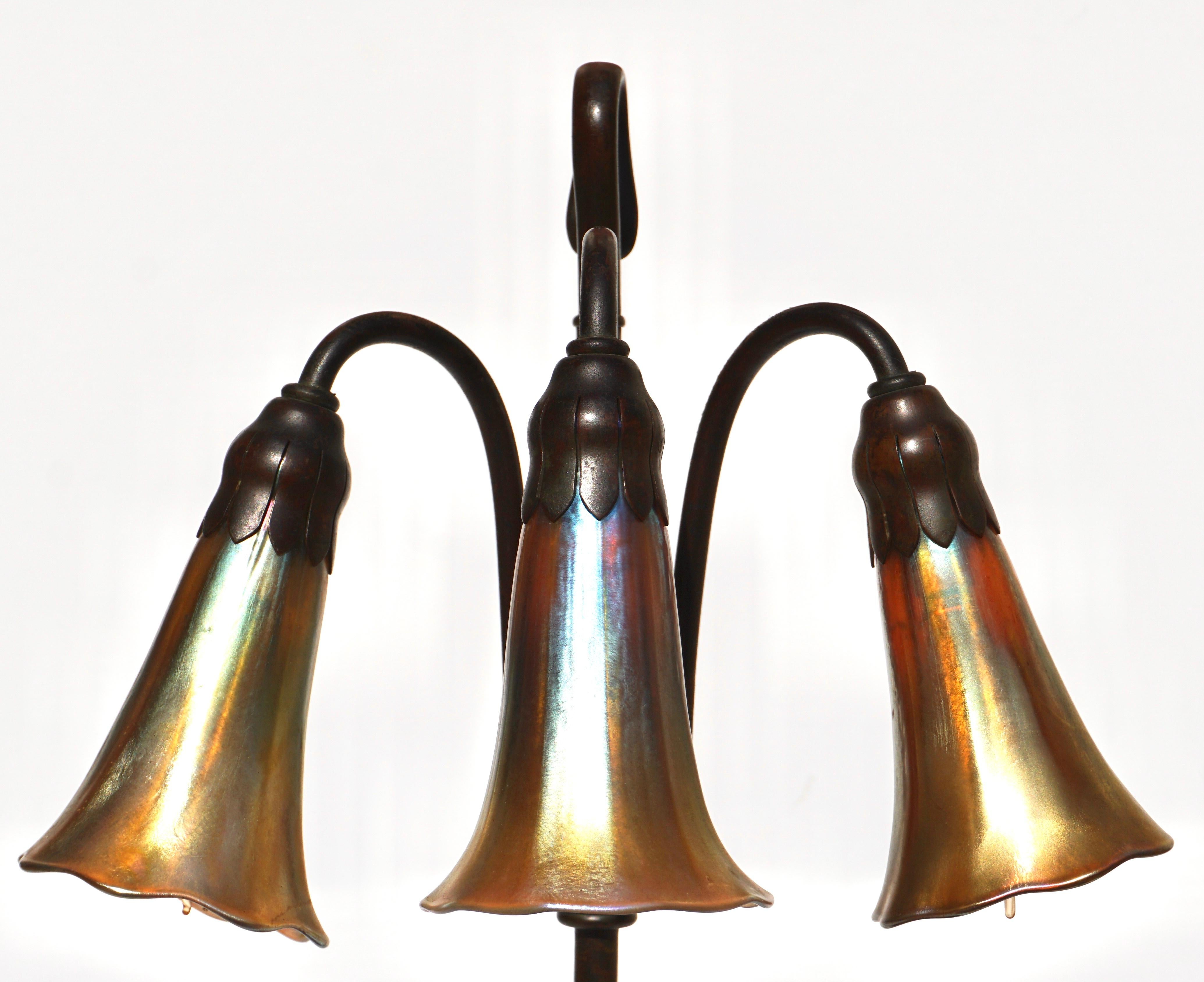 American Tiffany Studios Three Light Lily Bronze and Favrile Table Lamp