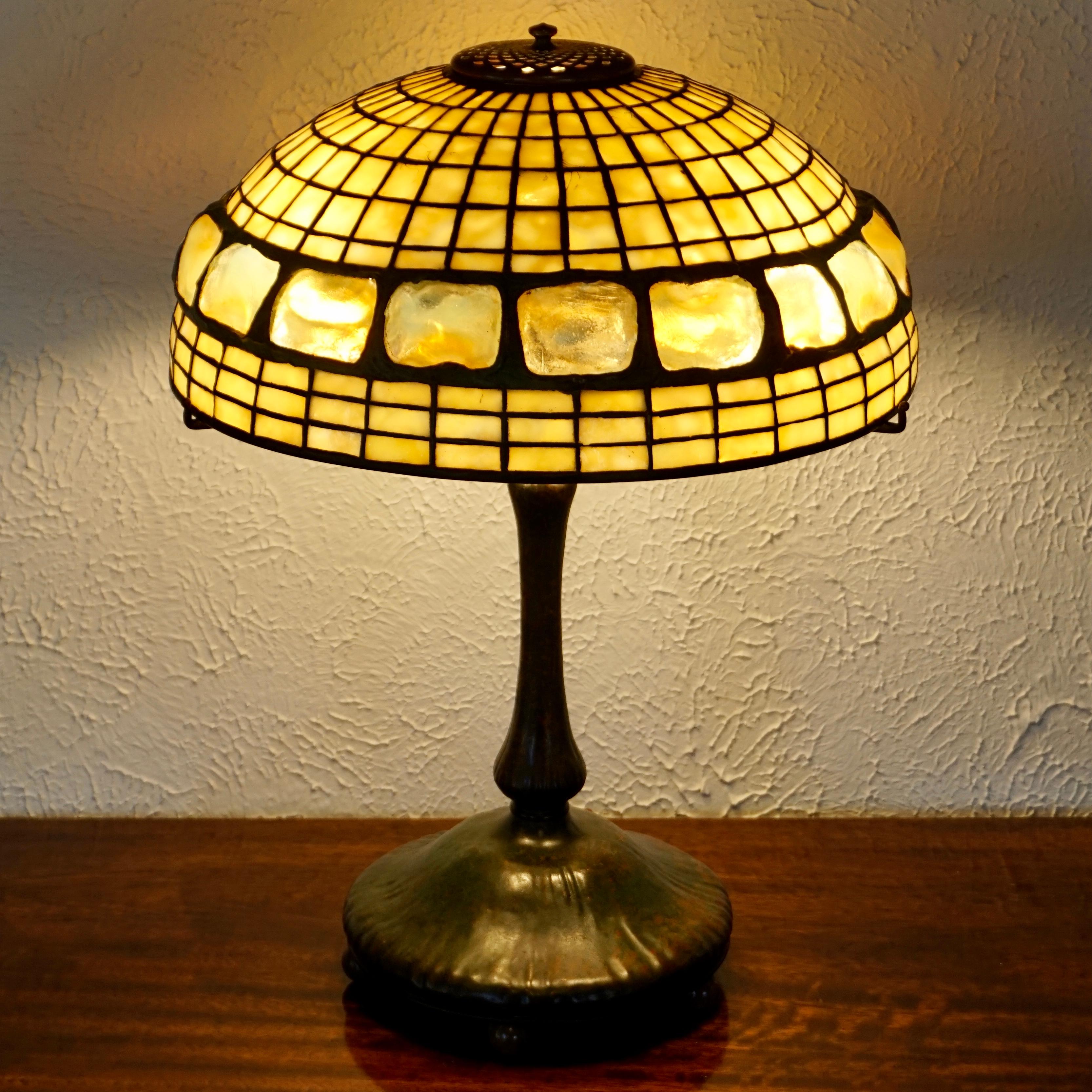 tiffany lamp identification
