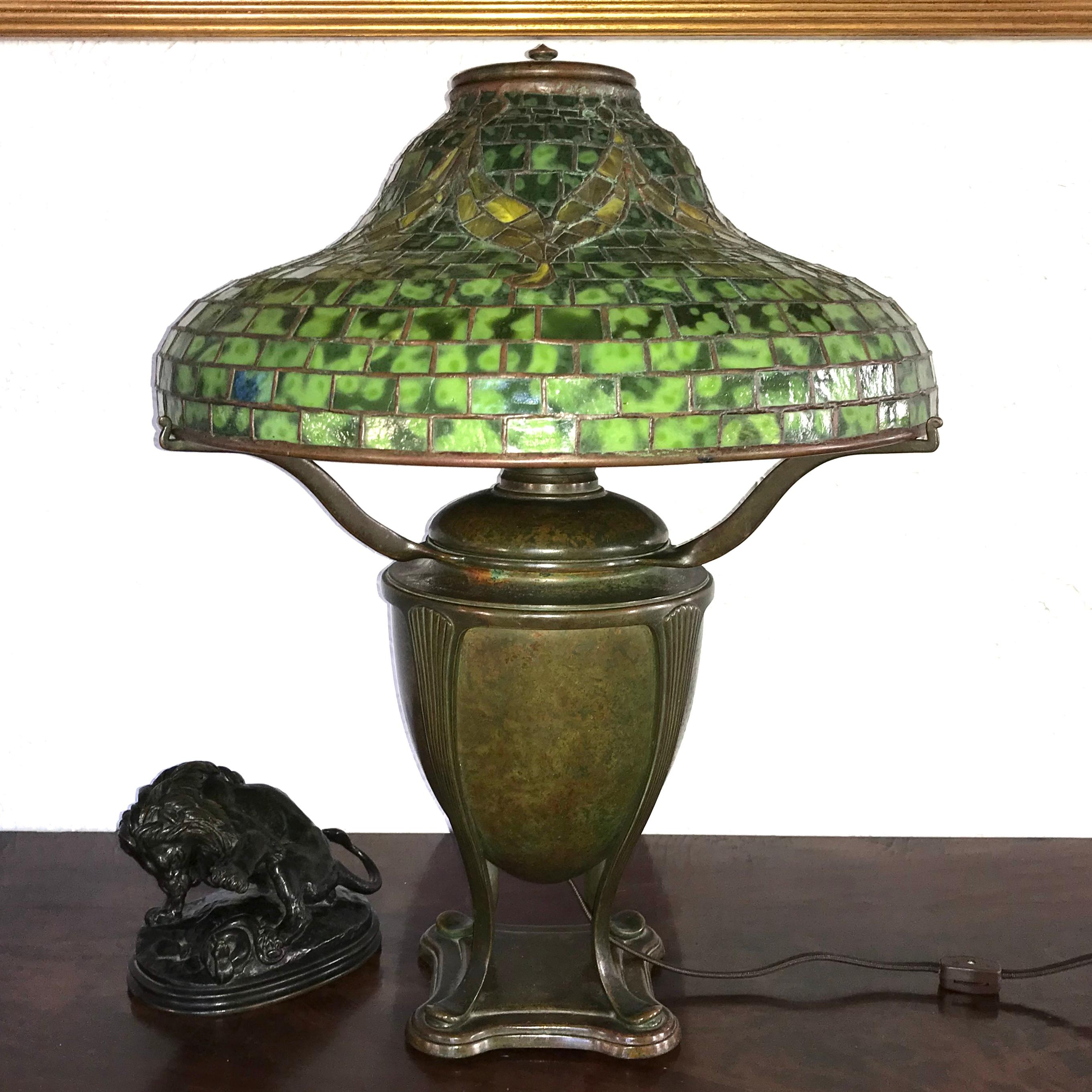 American Tiffany Studios “Tyler” Table Lamp For Sale