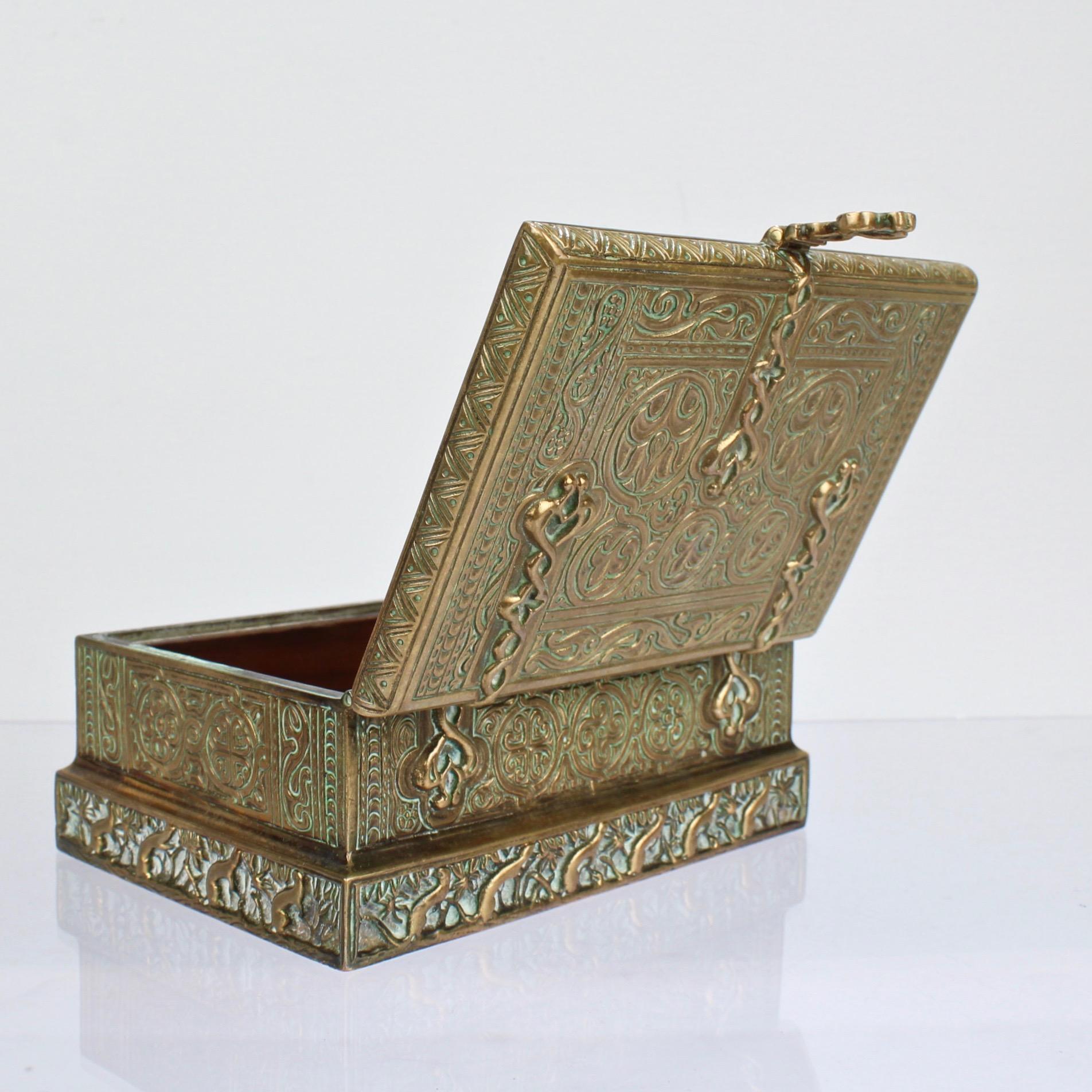 Tiffany Studios Venetian Pattern Bronze Desk or Dresser Box No. 1680  4