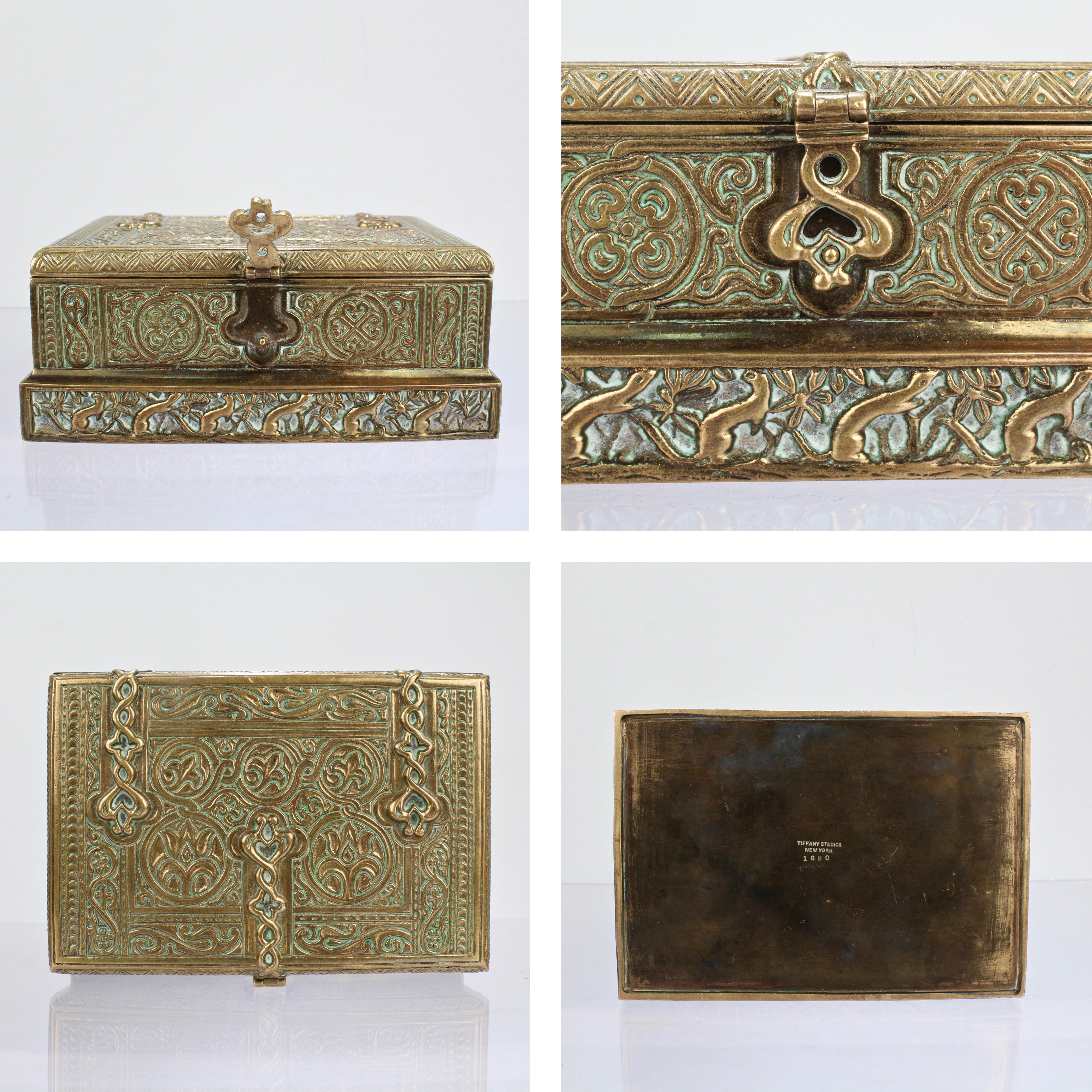 Tiffany Studios Venetian Pattern Bronze Desk or Dresser Box No. 1680  5