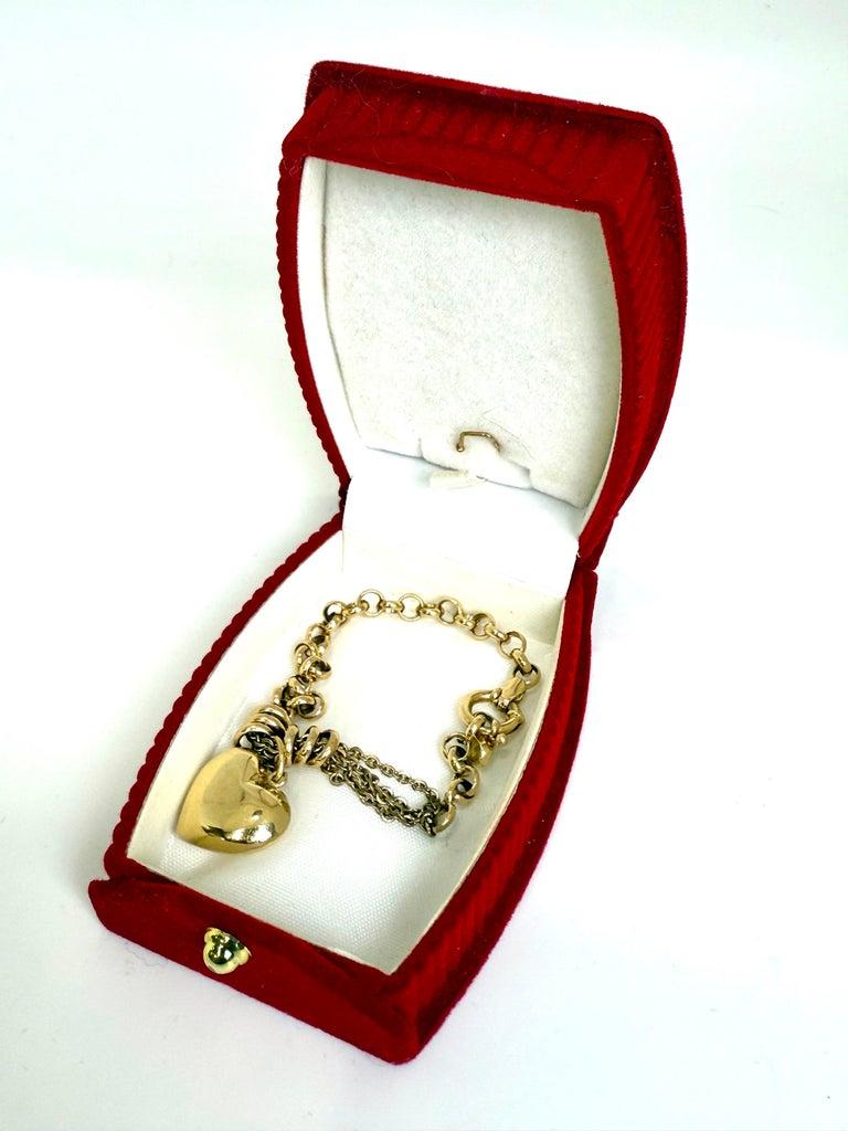 Women's or Men's Tiffany Style 18K Gold Heart Charm Bracelet For Sale