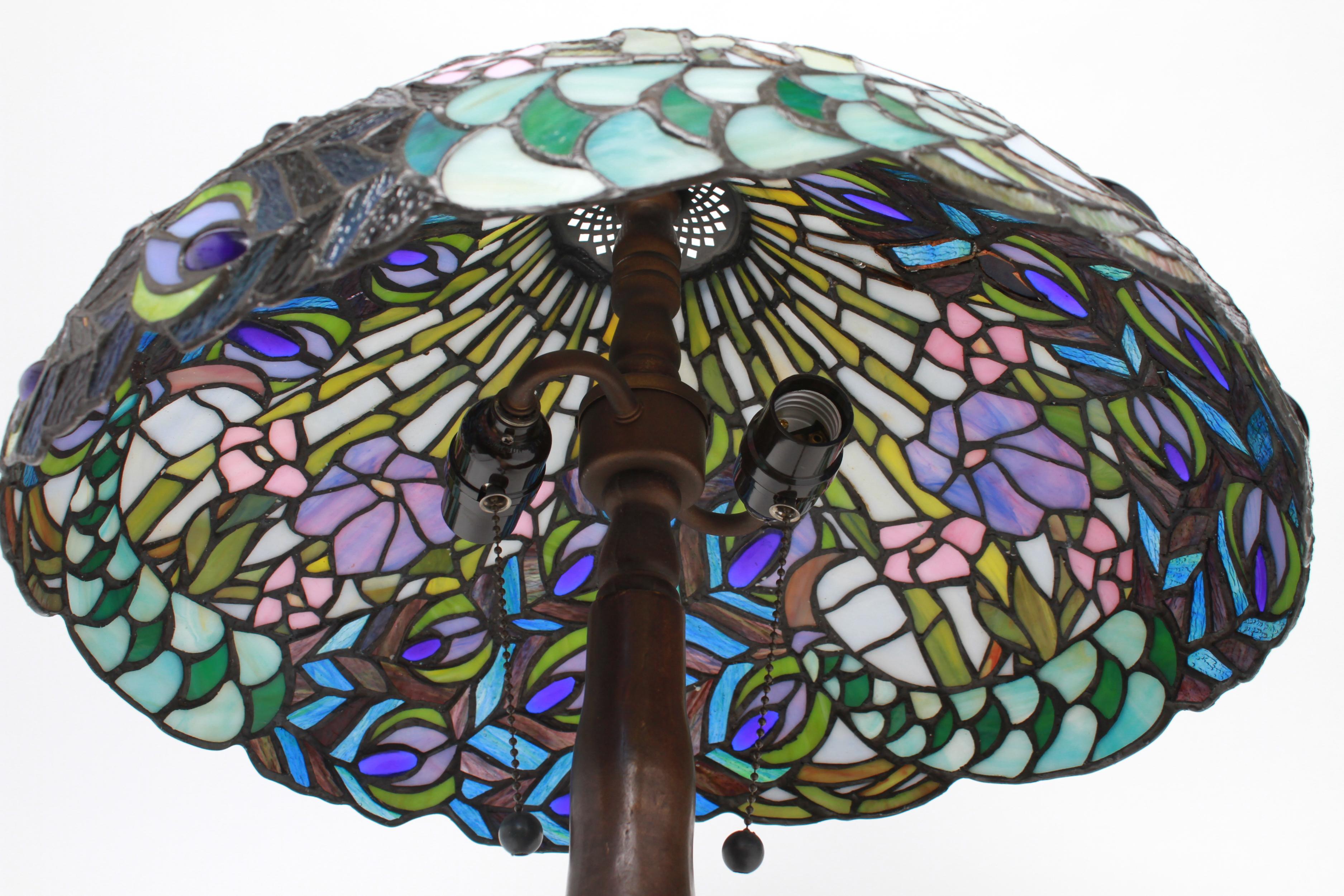 Tiffany Style American Art Nouveau Stained Glass Peacock Feather Table Lamp 2