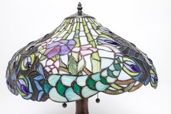 Tiffany Style American Art Nouveau Stained Glass Peacock Feather Table Lamp