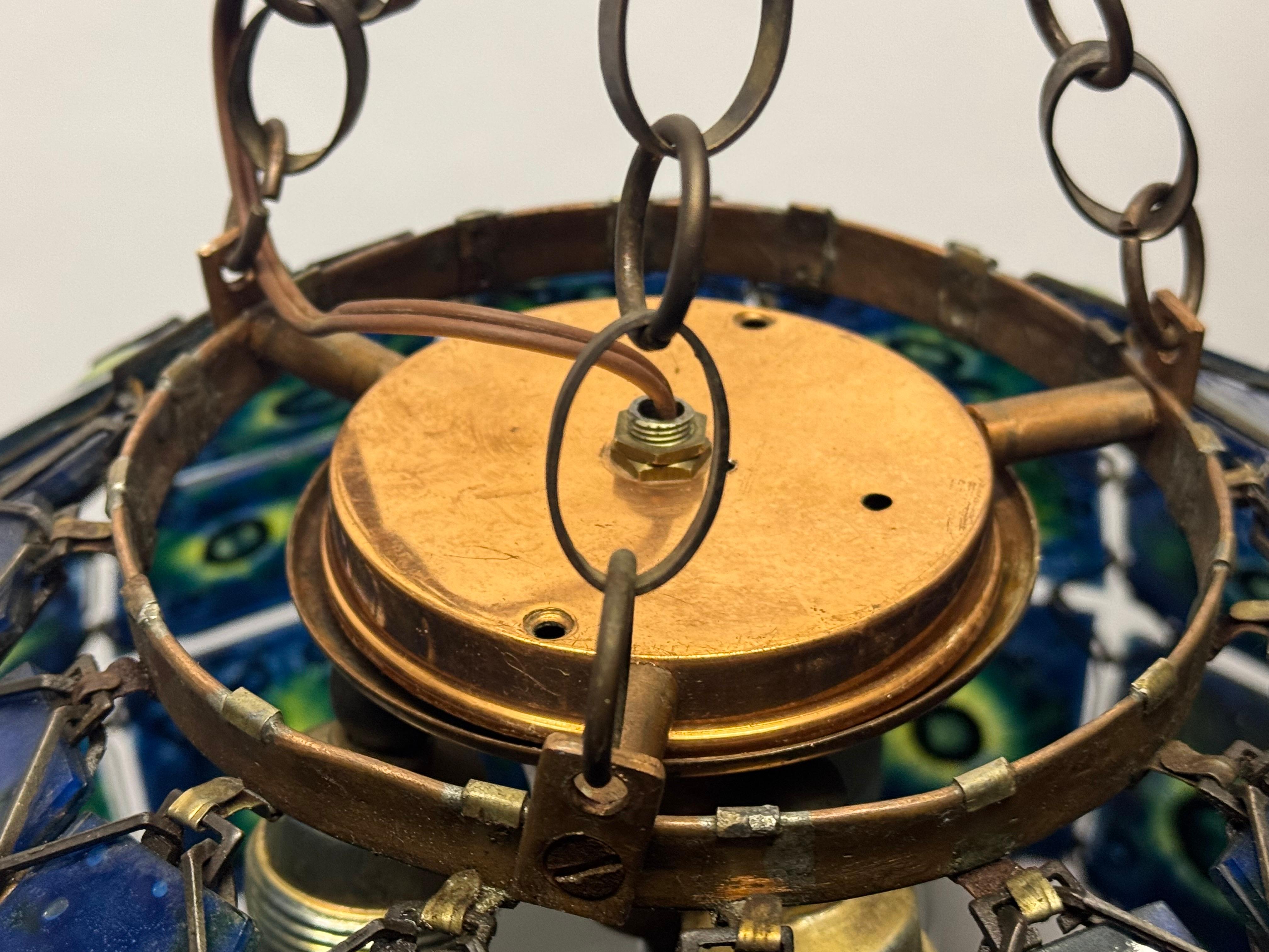 Lampadario a sospensione in vetro e rame in stile Tiffany,  circa 1940 in vendita 5