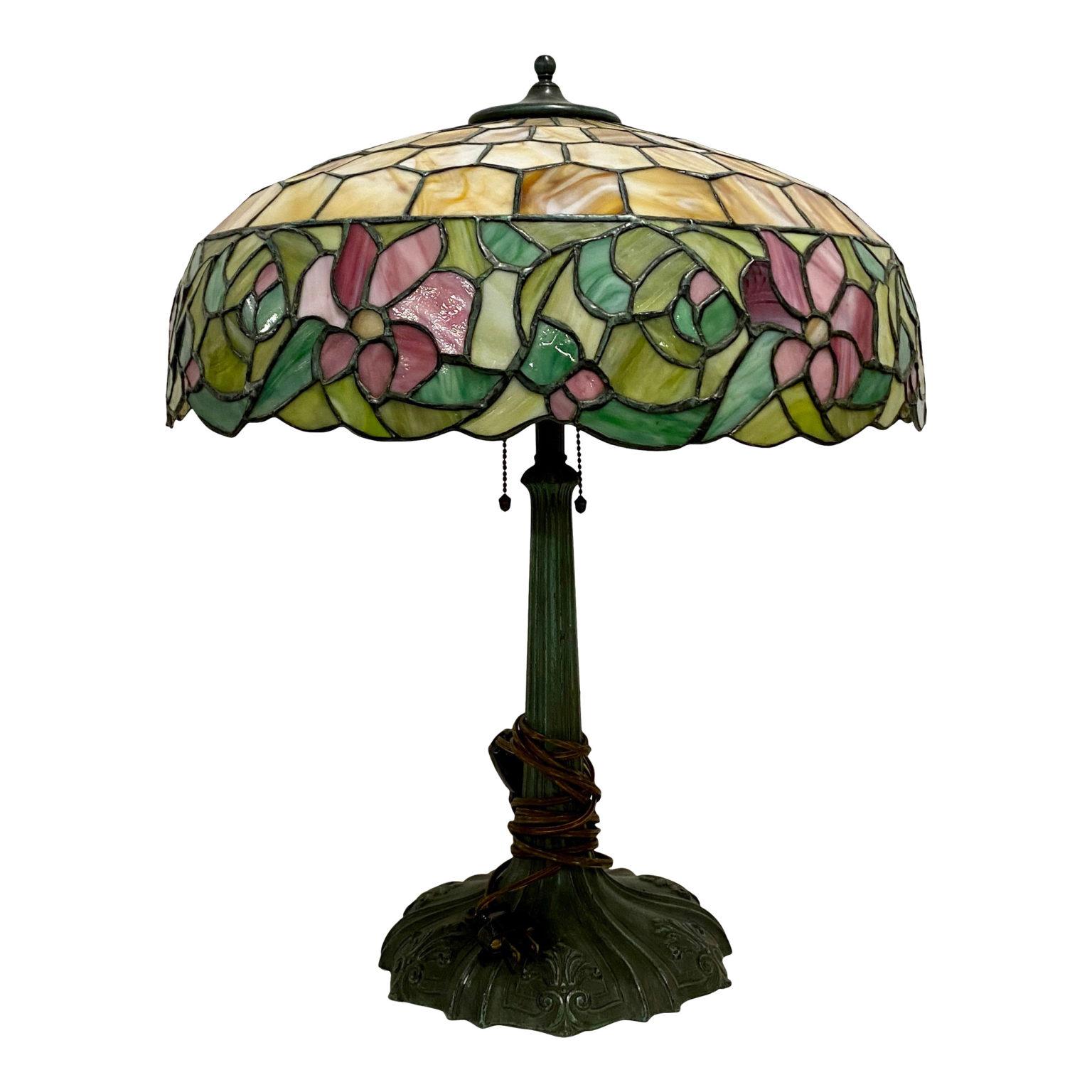 Tiffany Style Lamp In Good Condition In Sag Harbor, NY