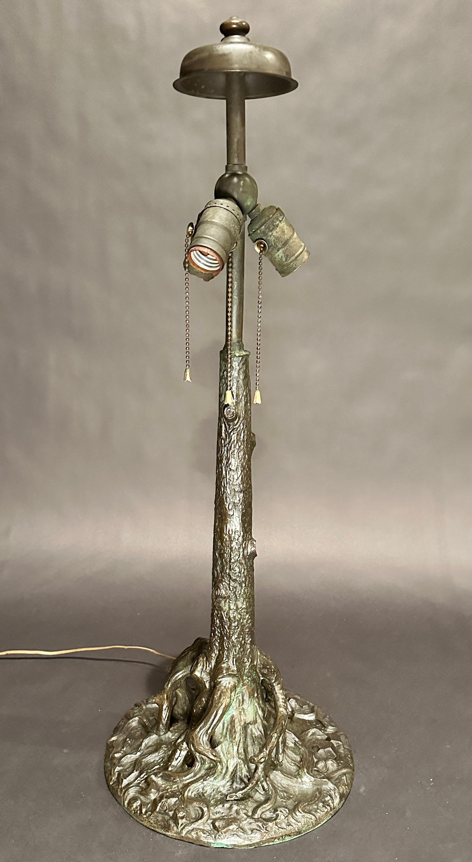 Leaded Glass And Bronze Handel Tree Trunk Form Table Lamp In Good Condition In Norwood, NJ