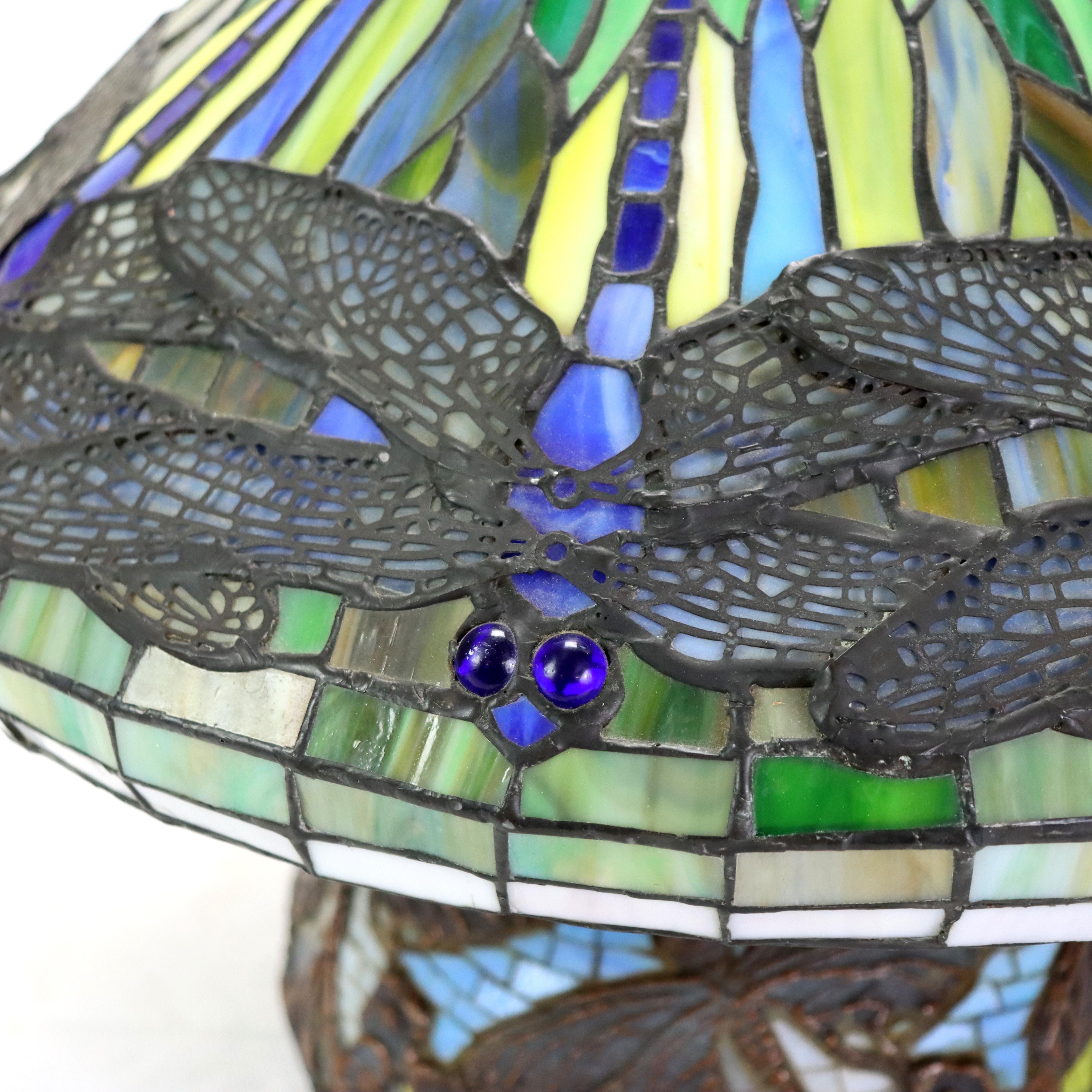 Tiffany Style Leaded Glass Table Lamp with Dragonfly Pattern Unsigned 20thC
Measures - 14.5