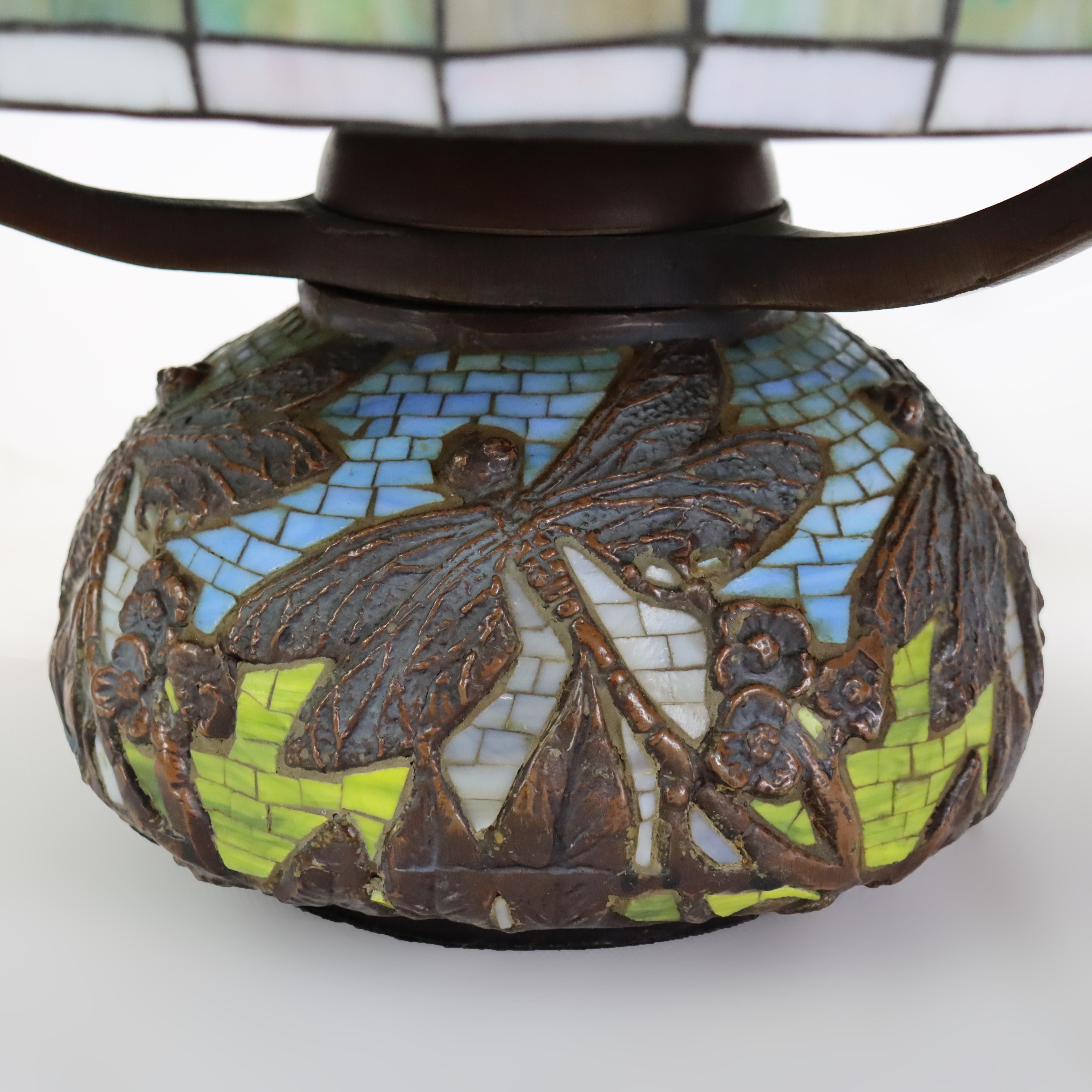 American Tiffany Style Leaded Glass Table Lamp with Dragonfly Pattern 20thC For Sale