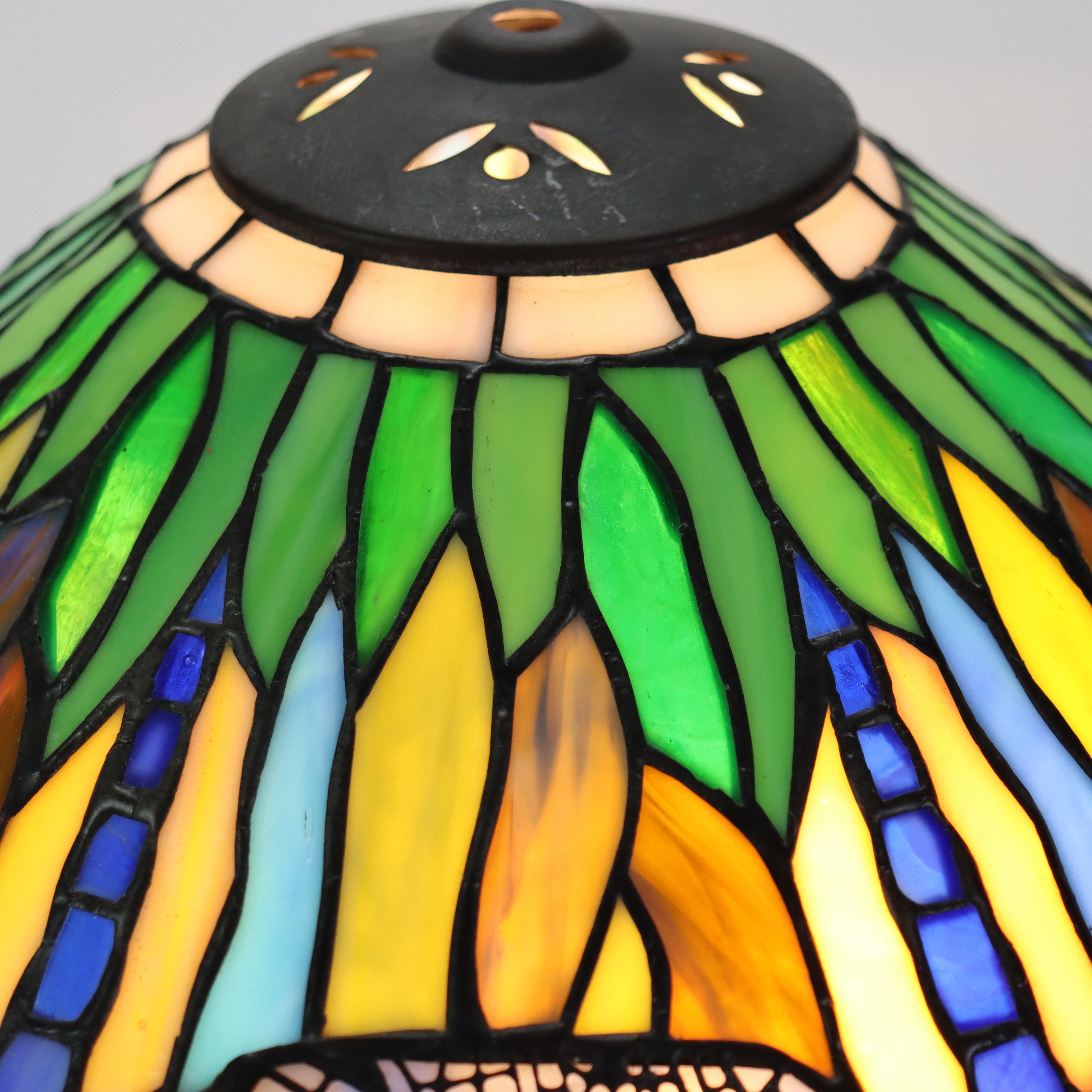 Tiffany Style Leaded Glass Table Lamp with Dragonfly Pattern 20thC For Sale 2