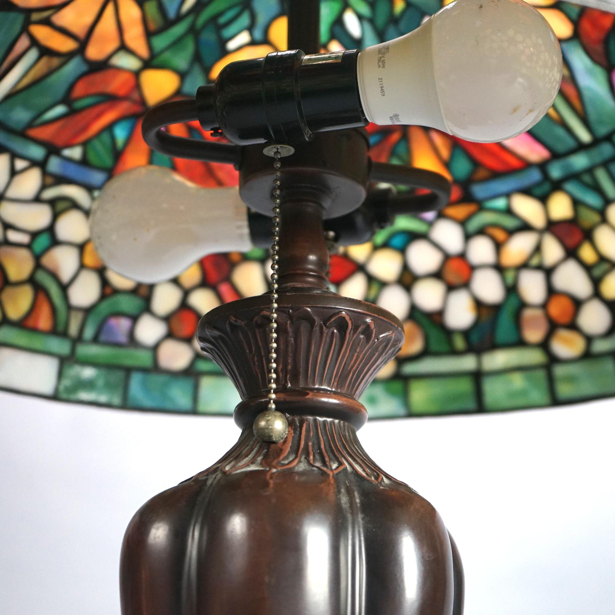 Tiffany Style Leaded Stained Glass Lamp with Floral Pattern 20thC In Good Condition In Big Flats, NY