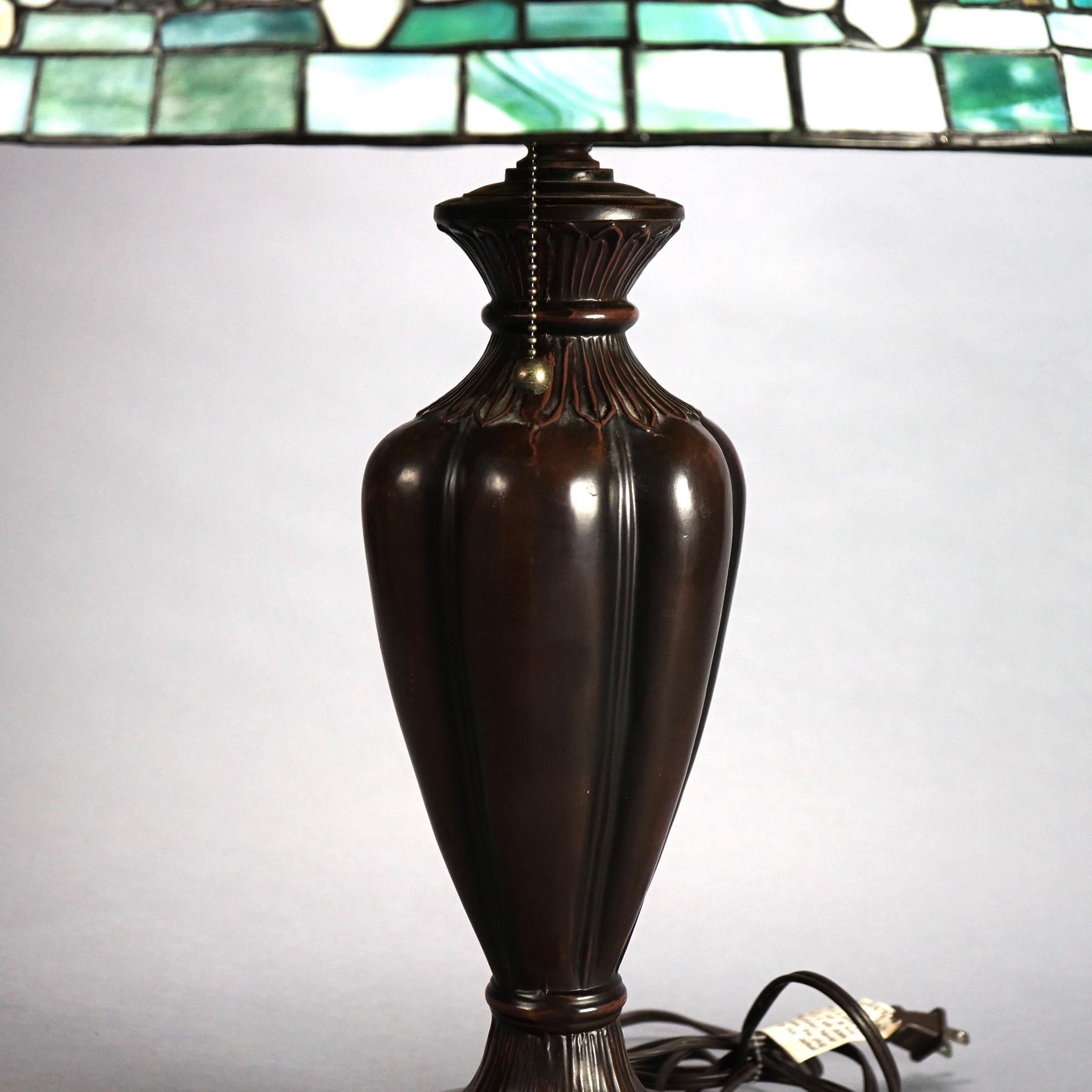 20th Century Tiffany Style Leaded Stained Glass Lamp with Floral Pattern 20thC