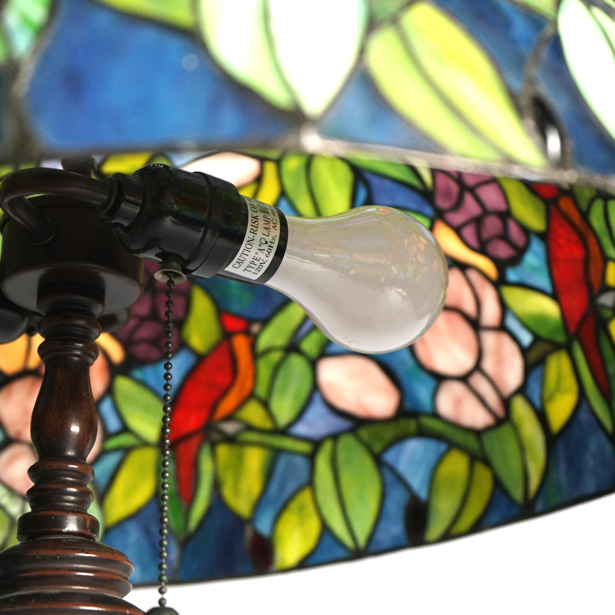 Tiffany Style Leaded Stained Glass Lamp with Flower & Cardinal Pattern 20th 1