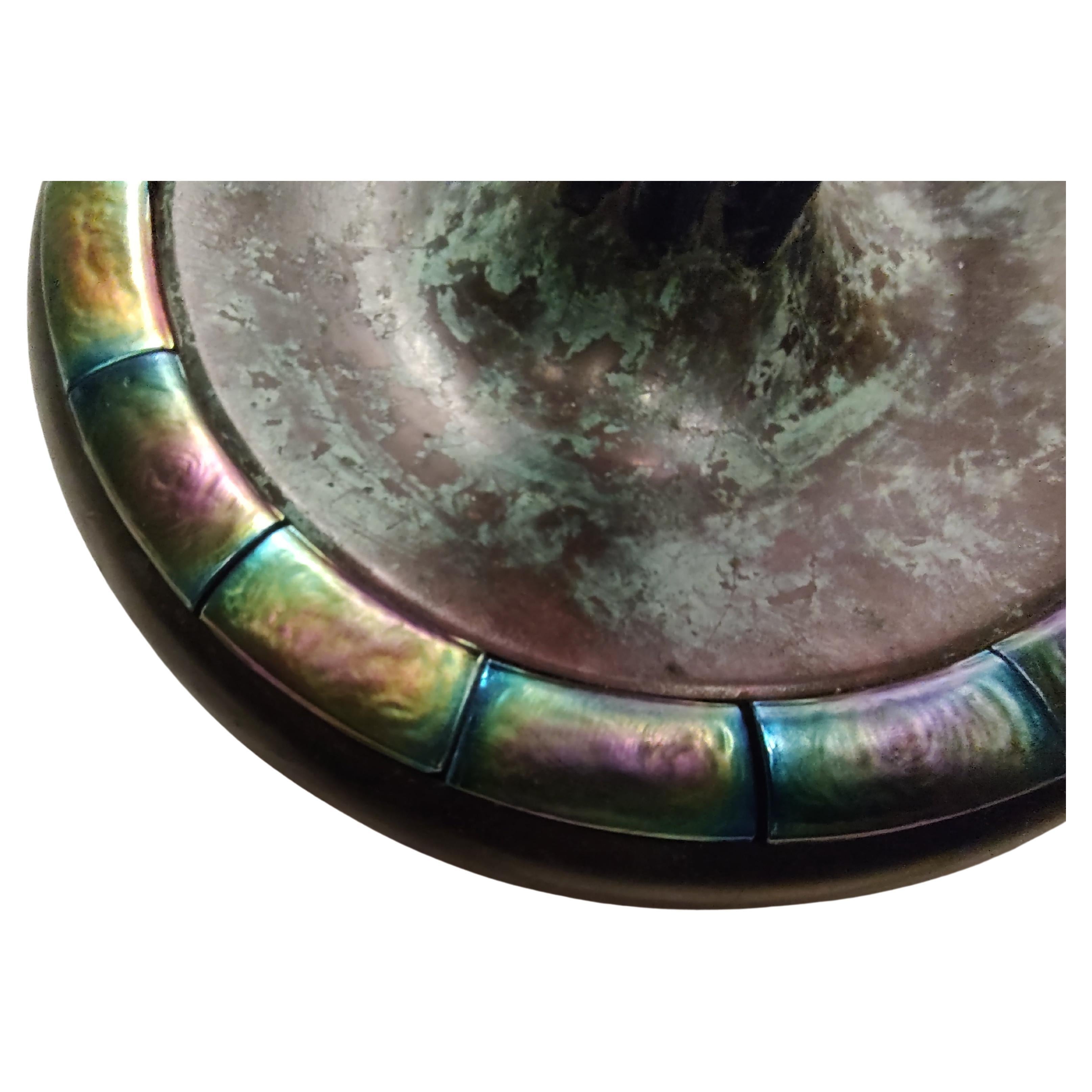 Americano Lampada a forma di giglio a sette luci in stile Tiffany  Base in vetro Favrille firmata Tiffany Studios in vendita