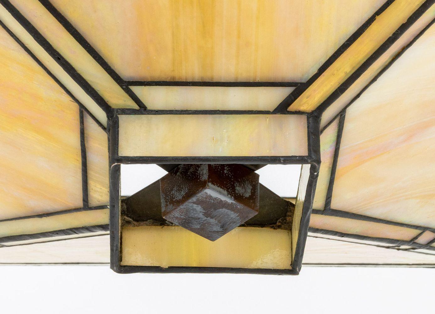 Lámpara de techo de cristal de escoria estilo Tiffany en Bueno estado para la venta en Astoria, NY