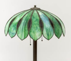 Tiffany Style Slag Glass Table Lamp