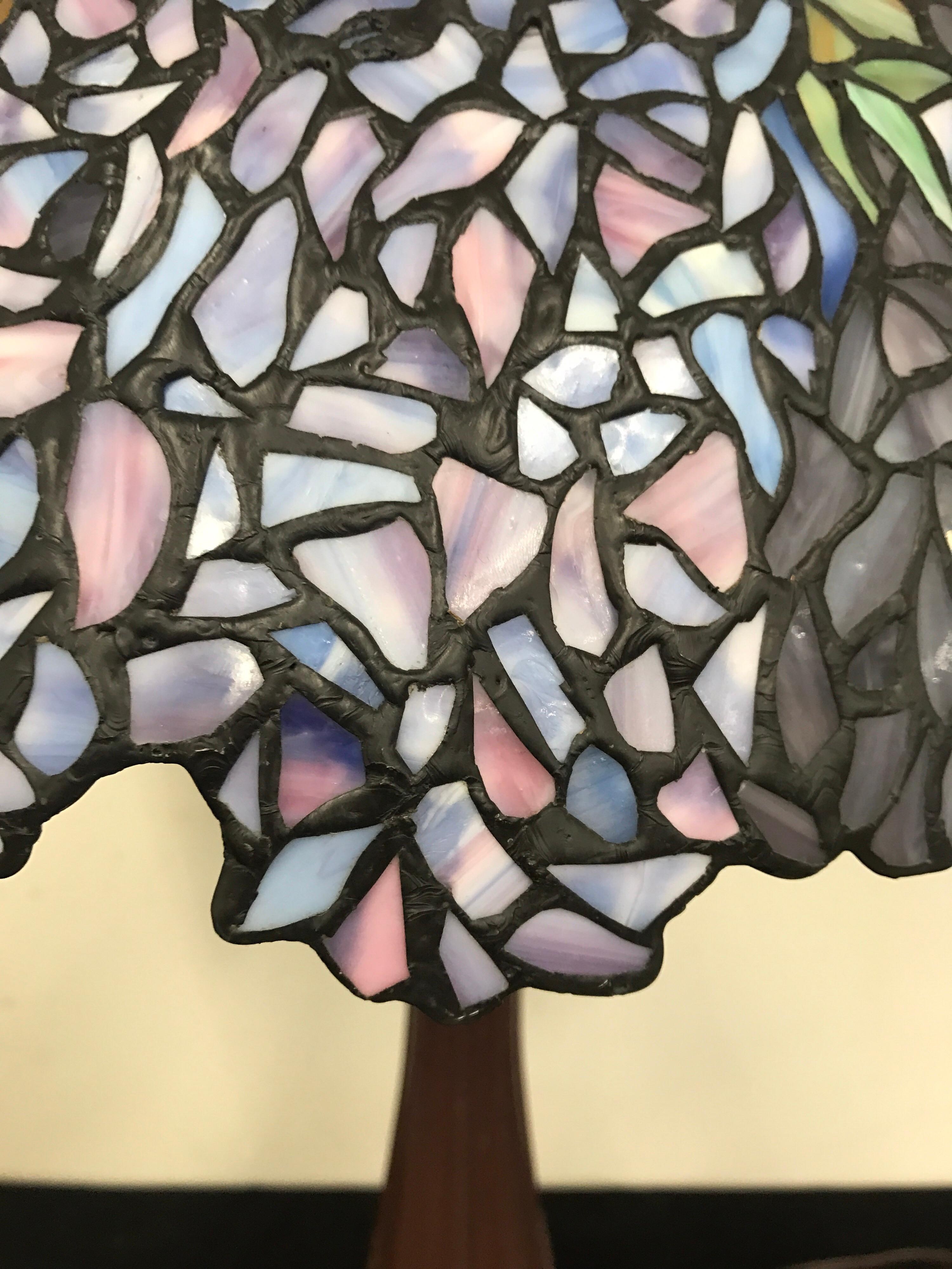Metal Tiffany Style Stained Glass Art Nouveau Art Glass Table Lamp
