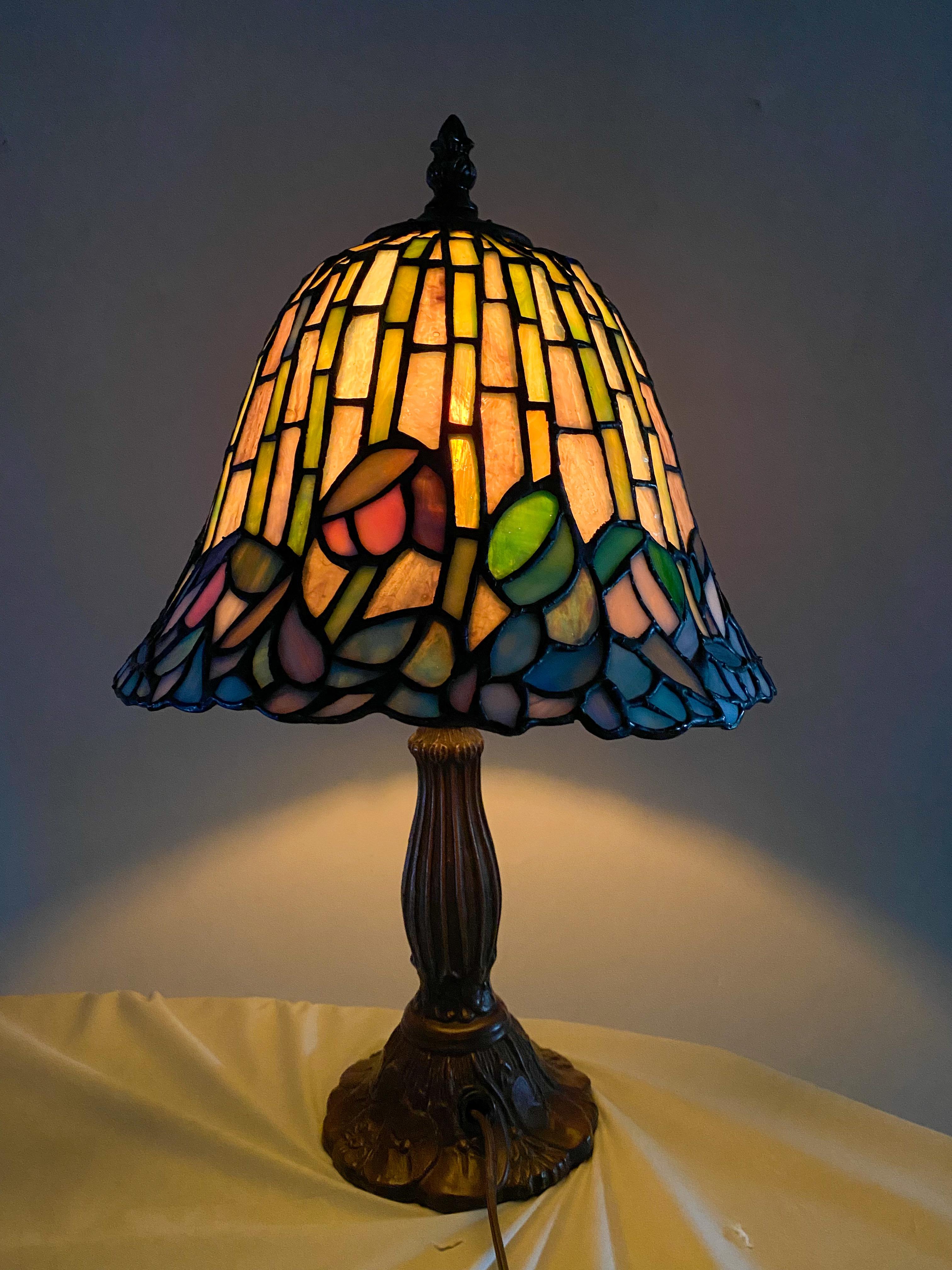 Tiffany Style Stained Glass Small Table Lamp 4