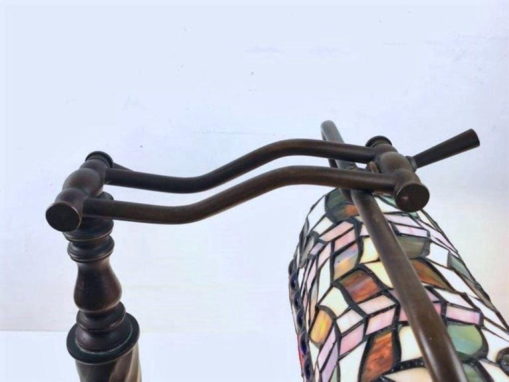 Tiffany Style Stained glass Tischlampe oder Schreibtischlampe, 1950er Jahre im Angebot 5