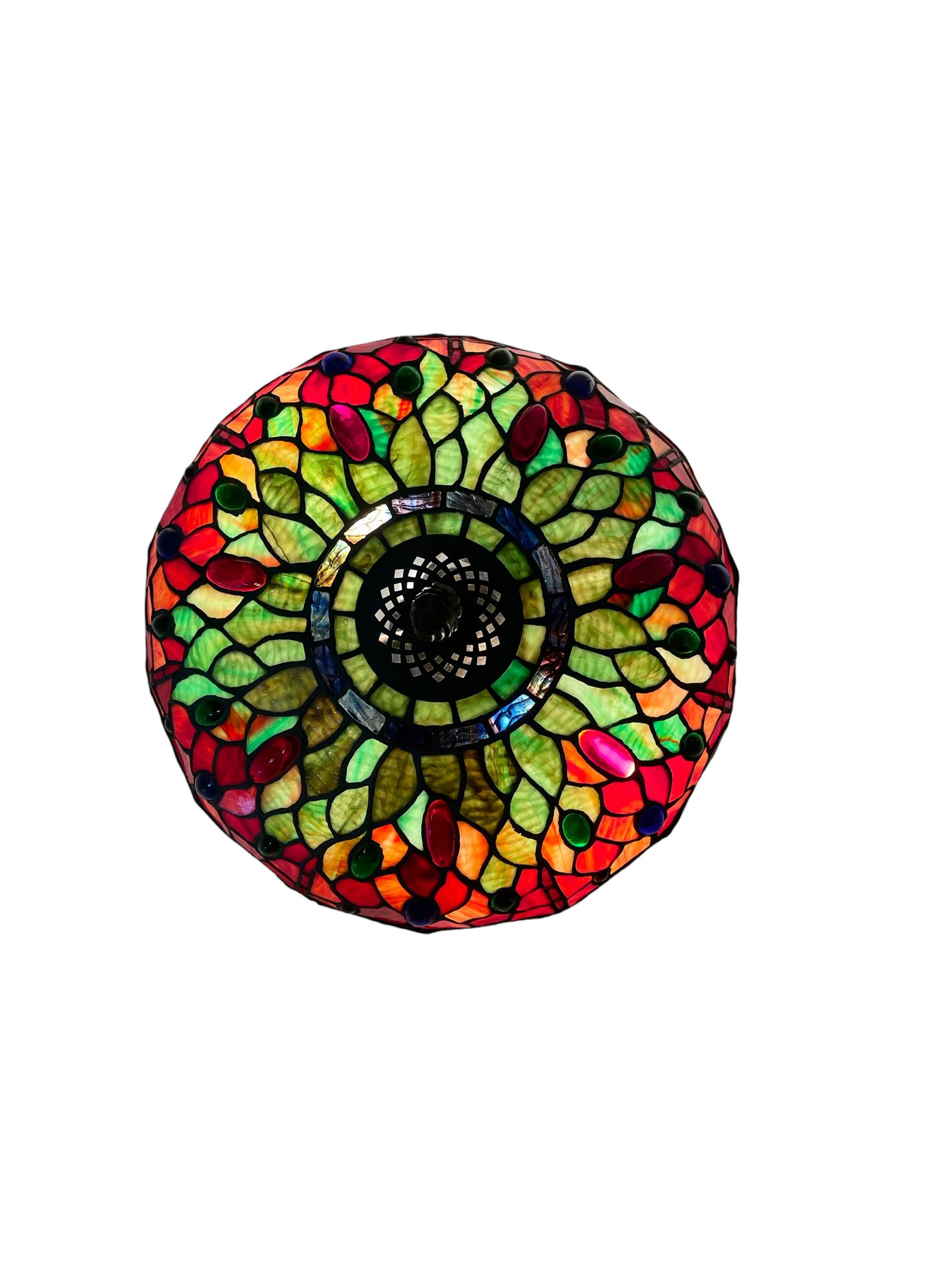 Tiffany Style Table Lamp With Dragonflies Design For Sale 2