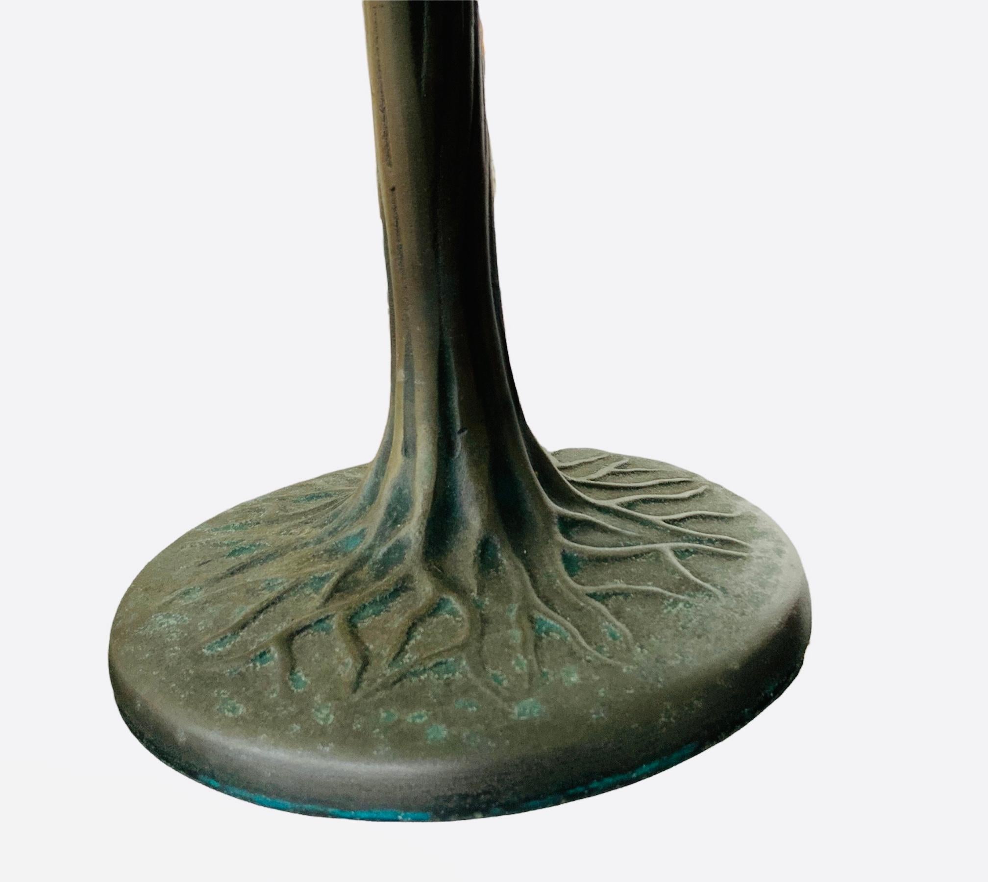 tiffany wisteria lamp