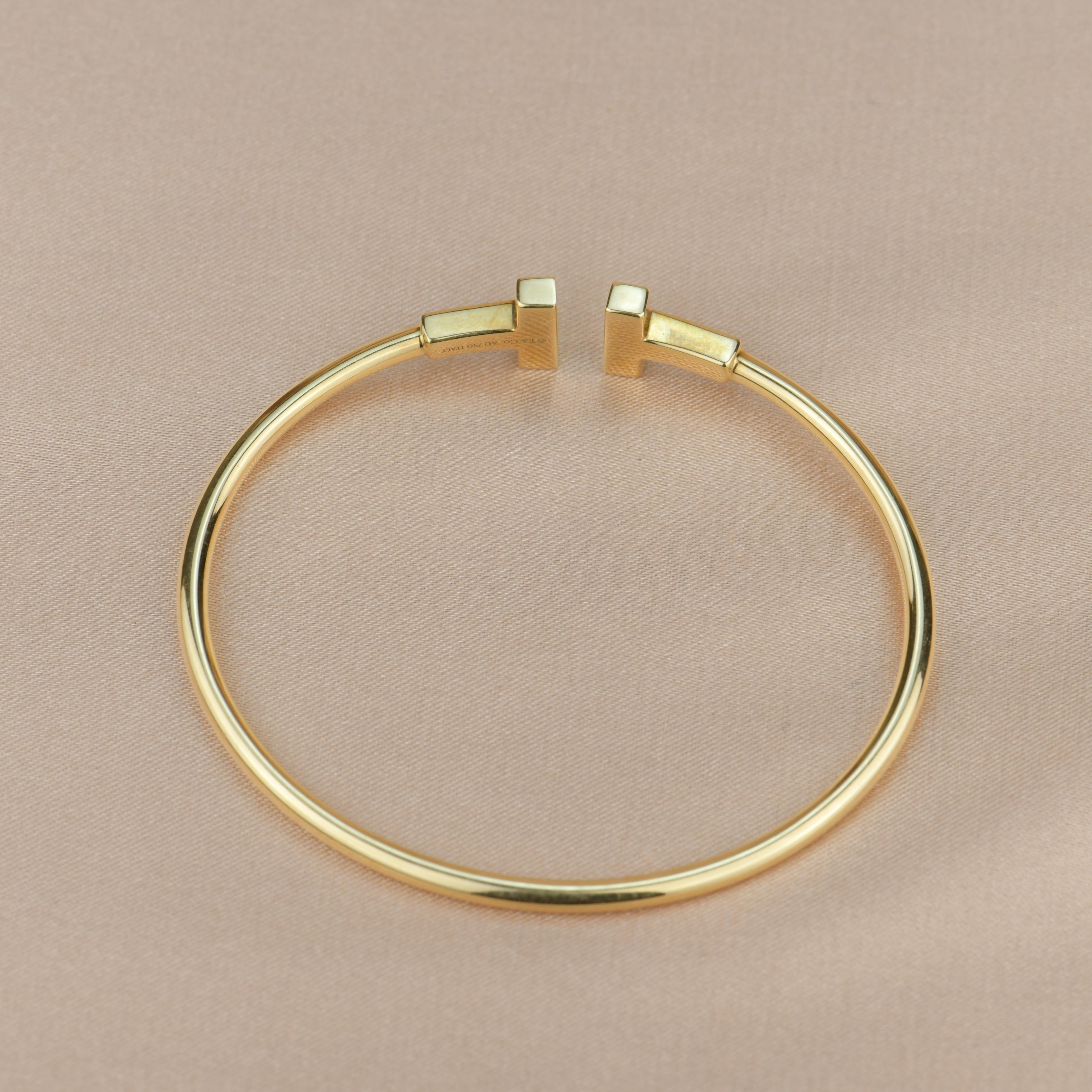 Tiffany T Diamond 18K Yellow Wire Bracelet Size S In Excellent Condition In Banbury, GB